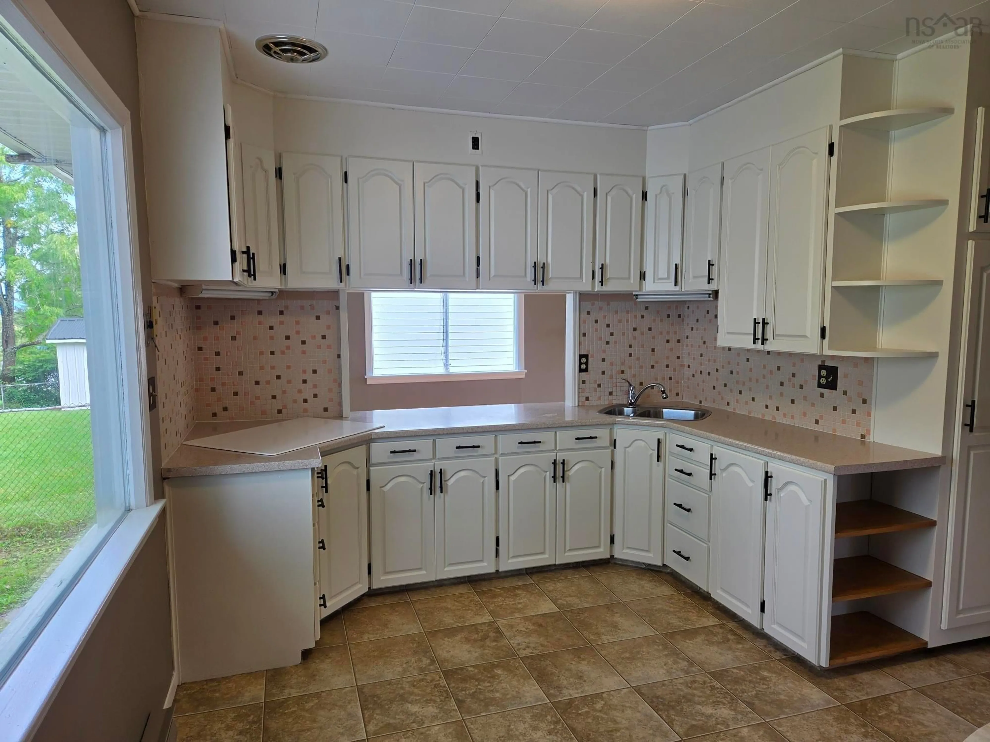 Standard kitchen, ceramic/tile floor for 80 Curtis Dr, Truro Nova Scotia B2N 3M9