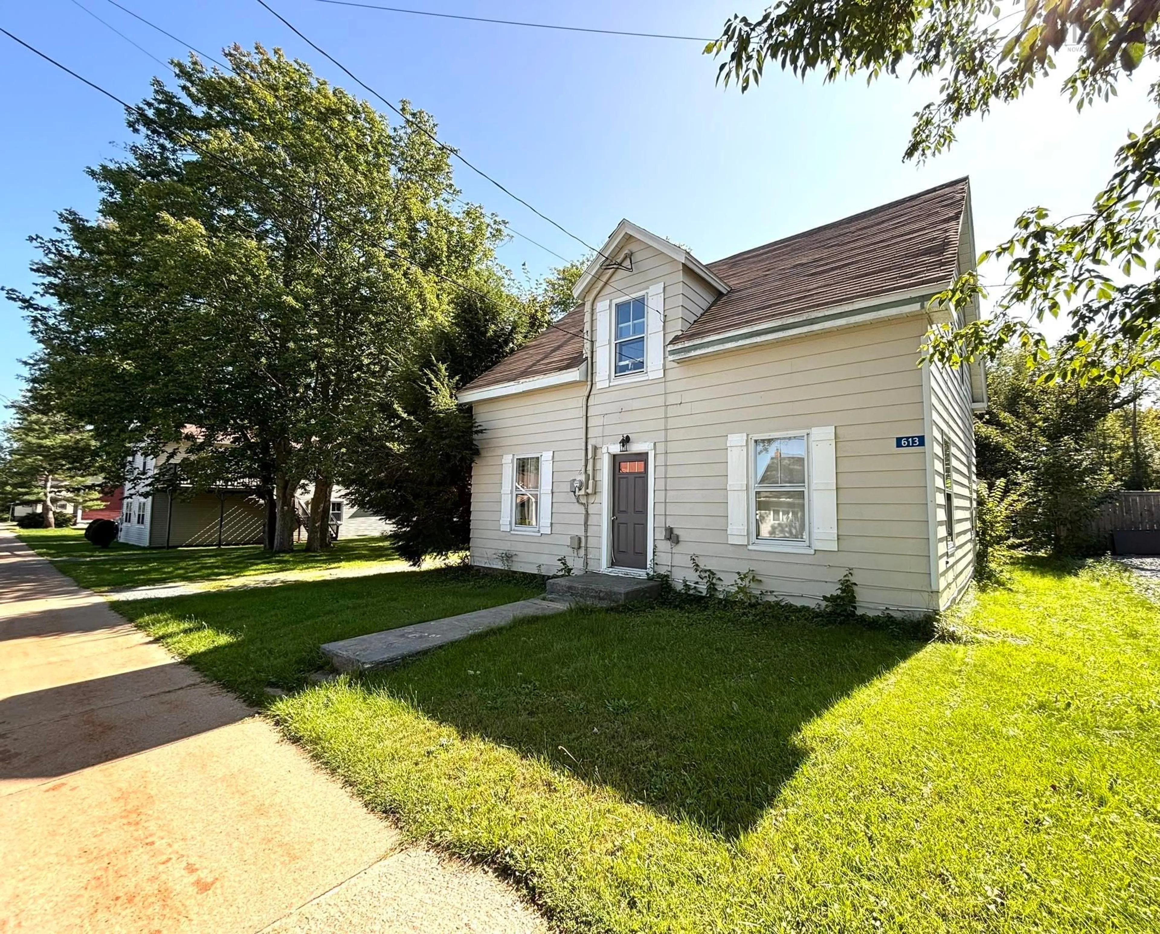 Unknown for 613 Main St, Liverpool Nova Scotia B0T 1K0