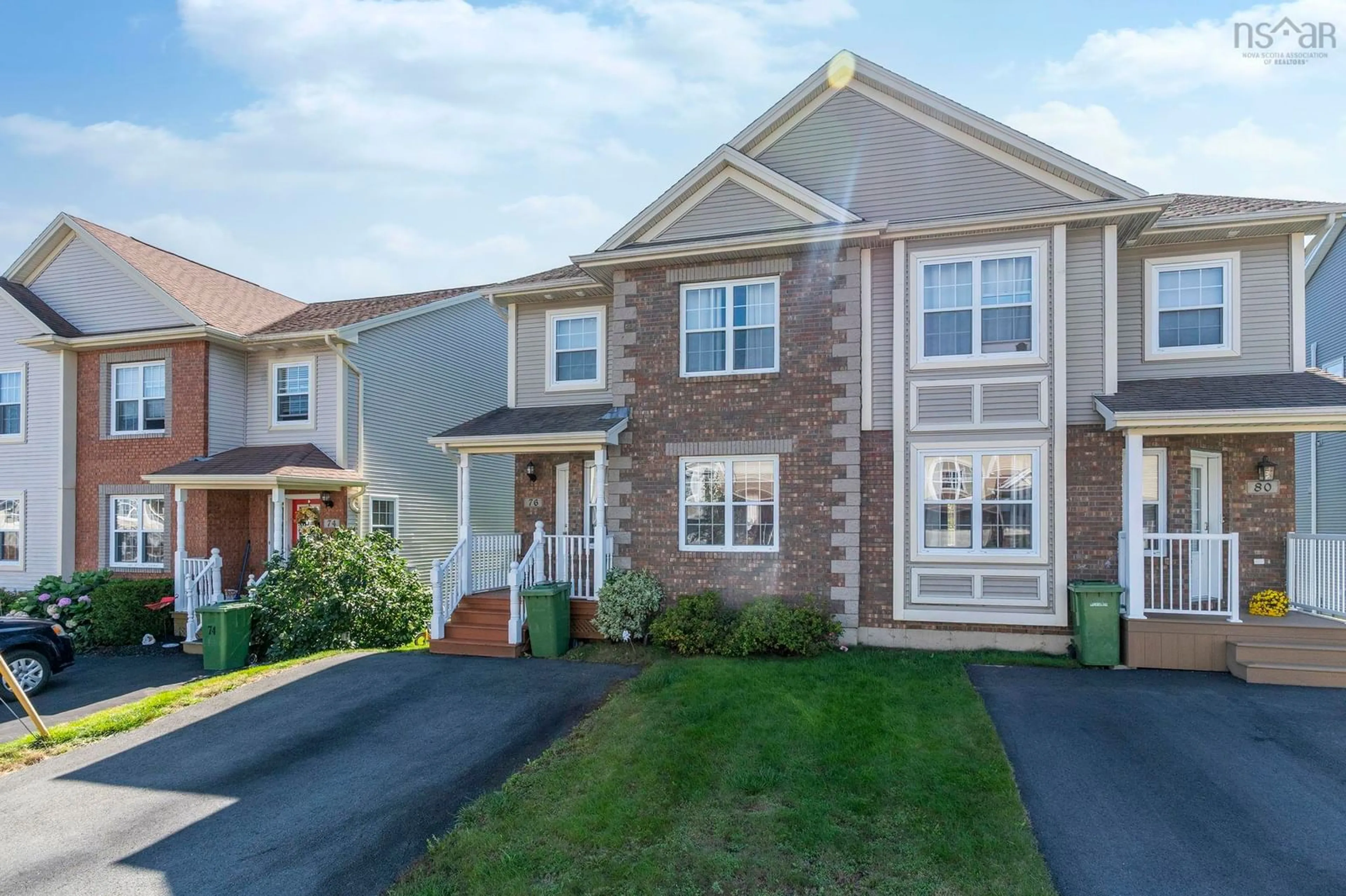Home with vinyl exterior material, street for 76 Outrigger Crescent, Halifax Nova Scotia B3M 4V8