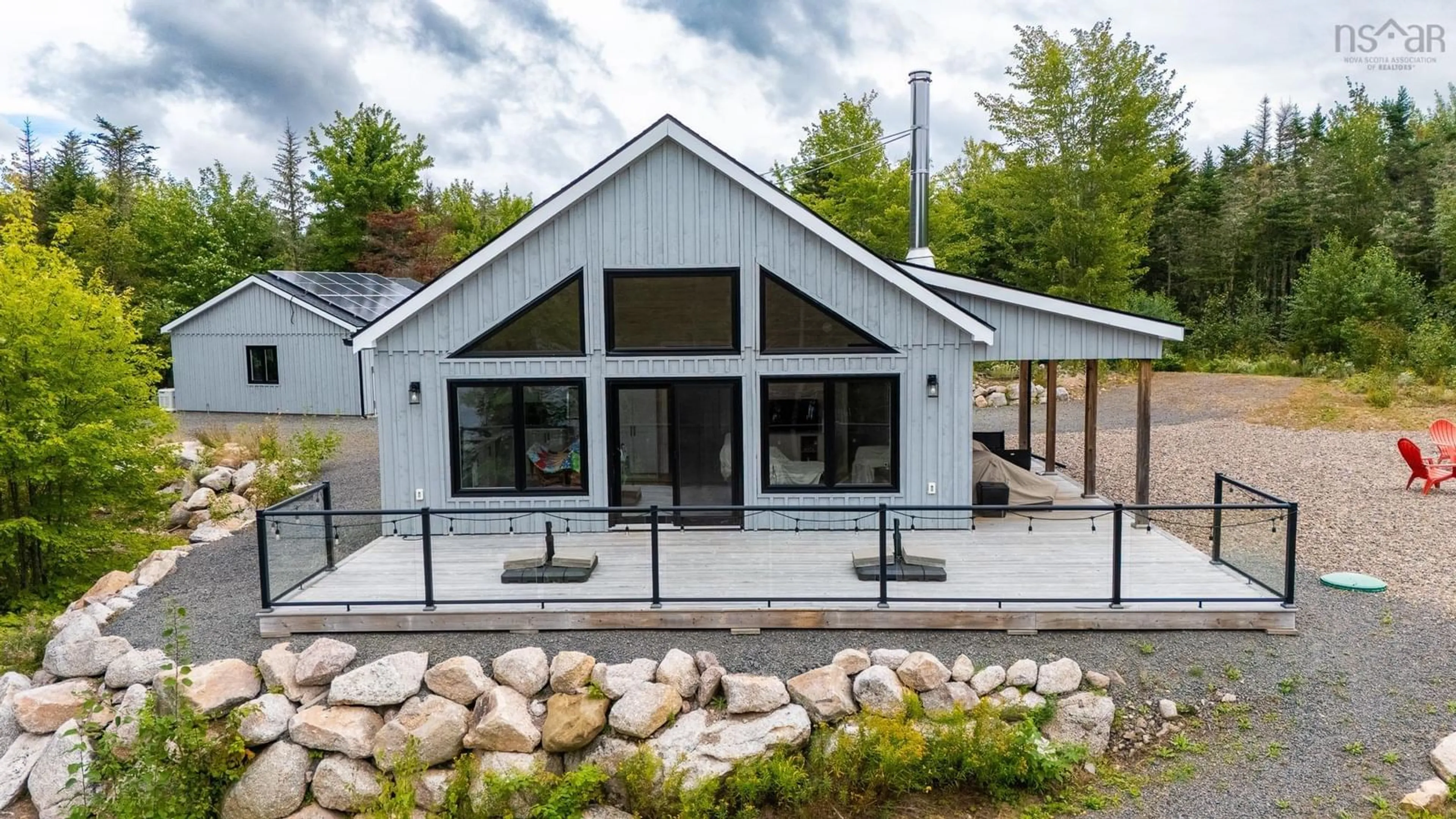 Home with vinyl exterior material, unknown for 411 Granite Lane, Aylesford Lake Nova Scotia B4P 3V8