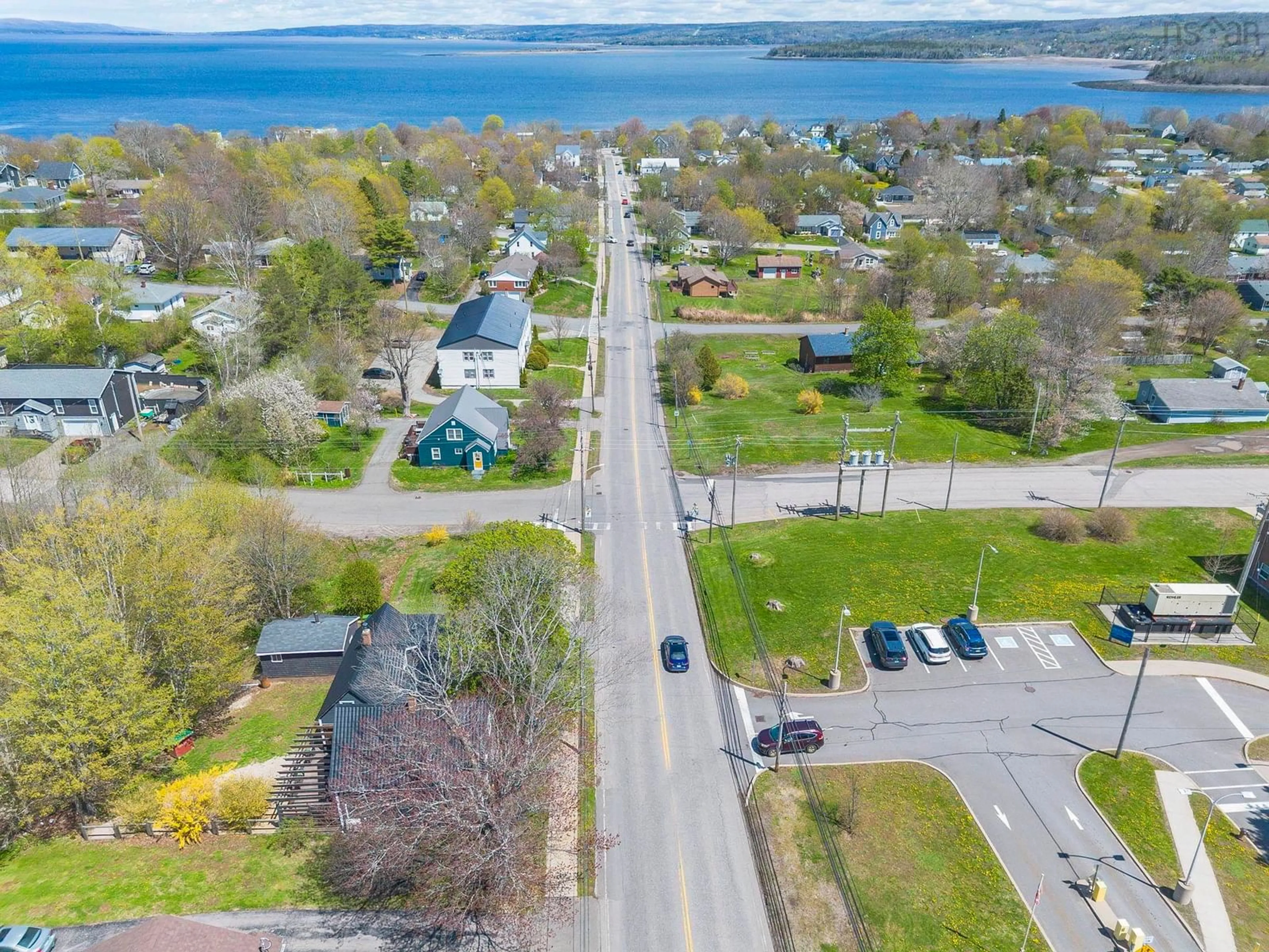 A pic from outside/outdoor area/front of a property/back of a property/a pic from drone, water/lake/river/ocean view for 66 Warwick St, Digby Nova Scotia B0V 1A0