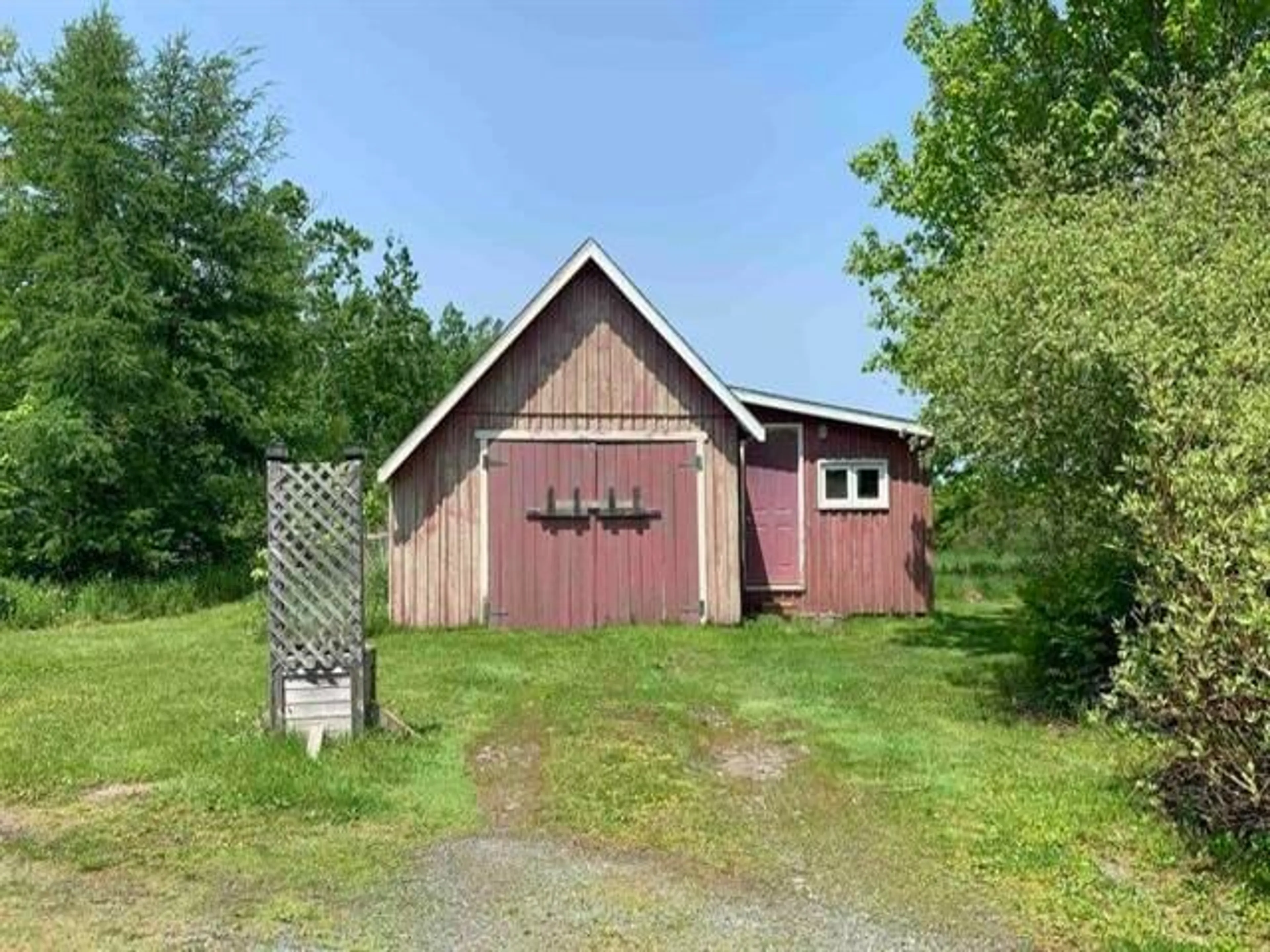 Shed for 3261 Highway 246, Tatamagouche Nova Scotia B0K 1V0
