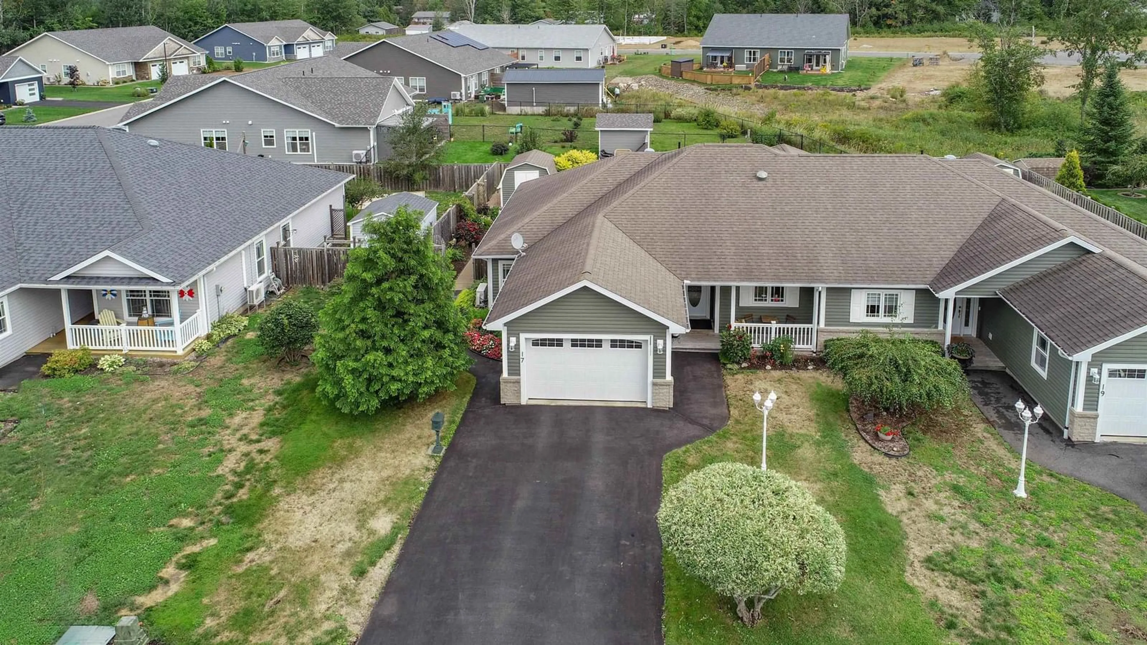 A pic from outside/outdoor area/front of a property/back of a property/a pic from drone, street for 17 Beckwith Dr, Berwick Nova Scotia B0P 1E0
