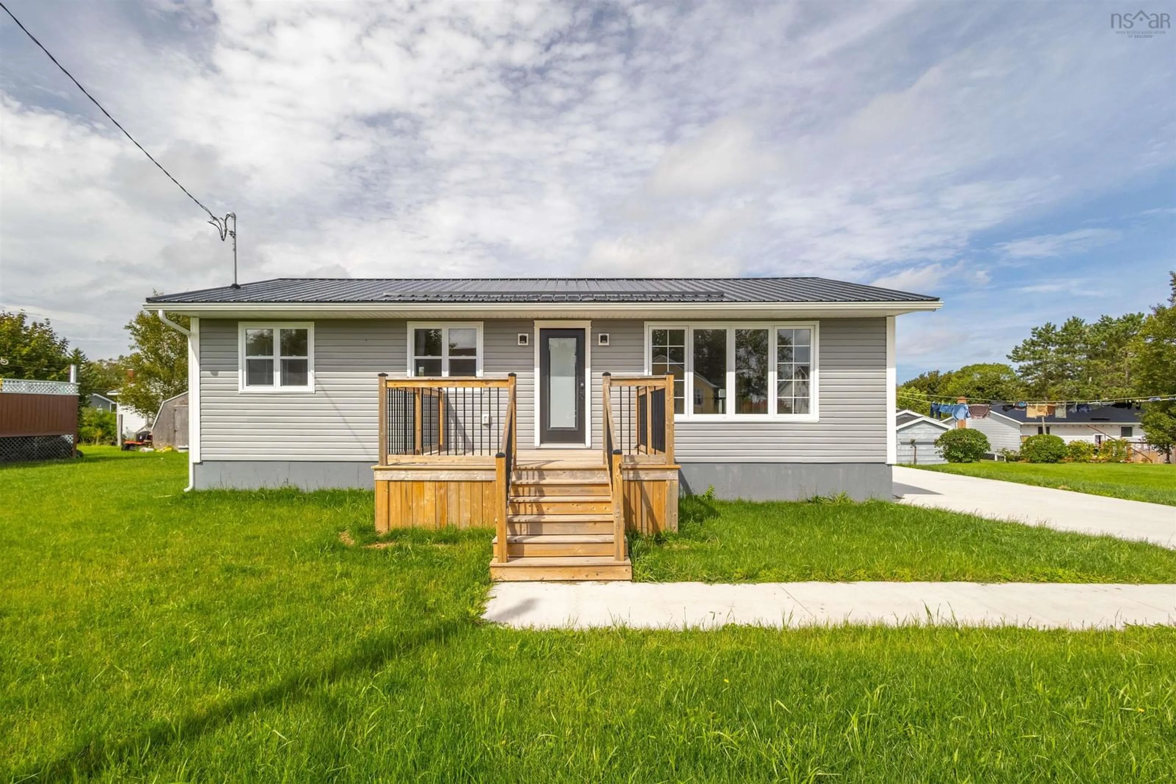 Home with vinyl exterior material, street for 162 Monteith Ave, Westmount Nova Scotia B1J 1P4