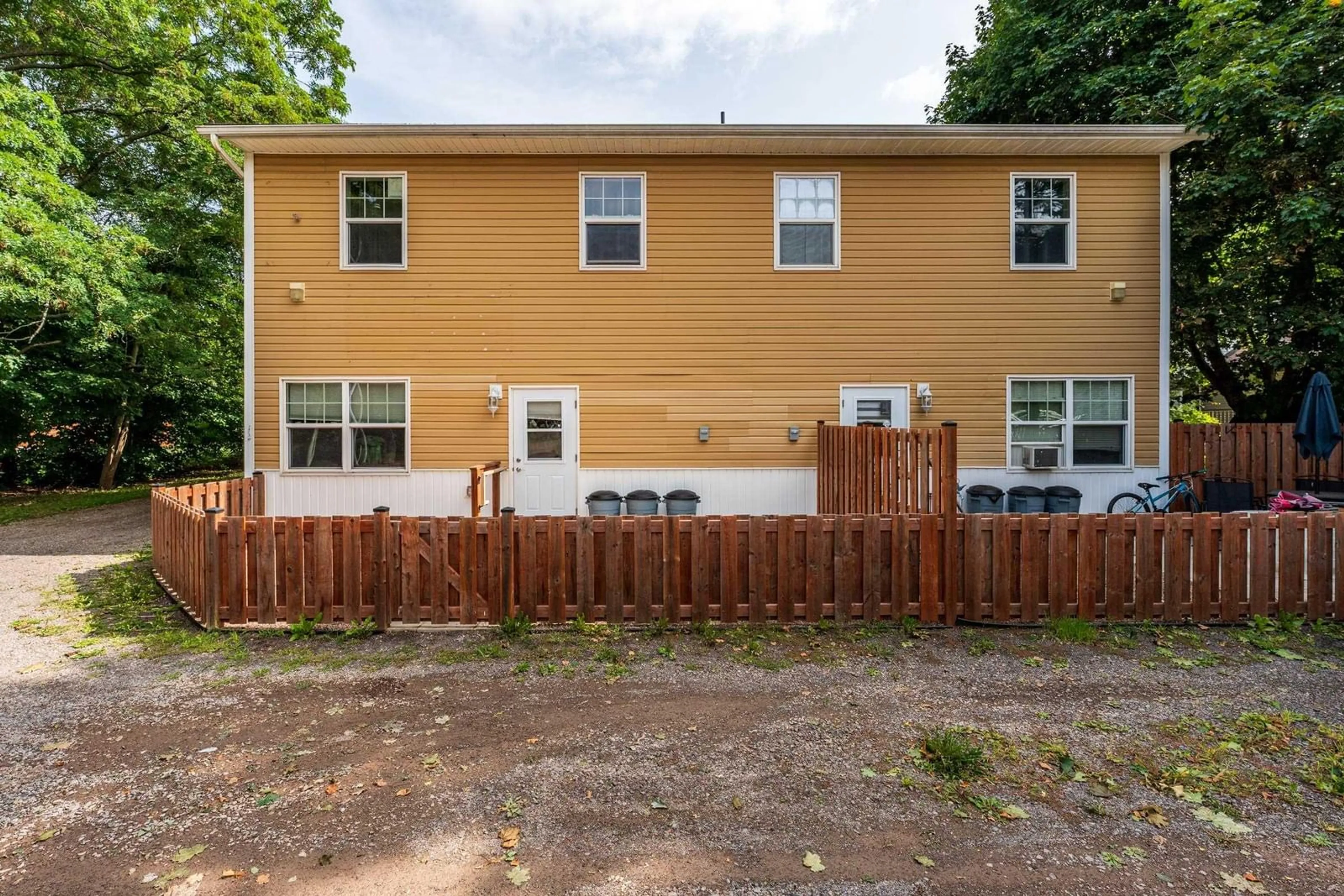 Patio, street for 1518/1520 Bridge Street St, Kingston Nova Scotia B0P 1R0