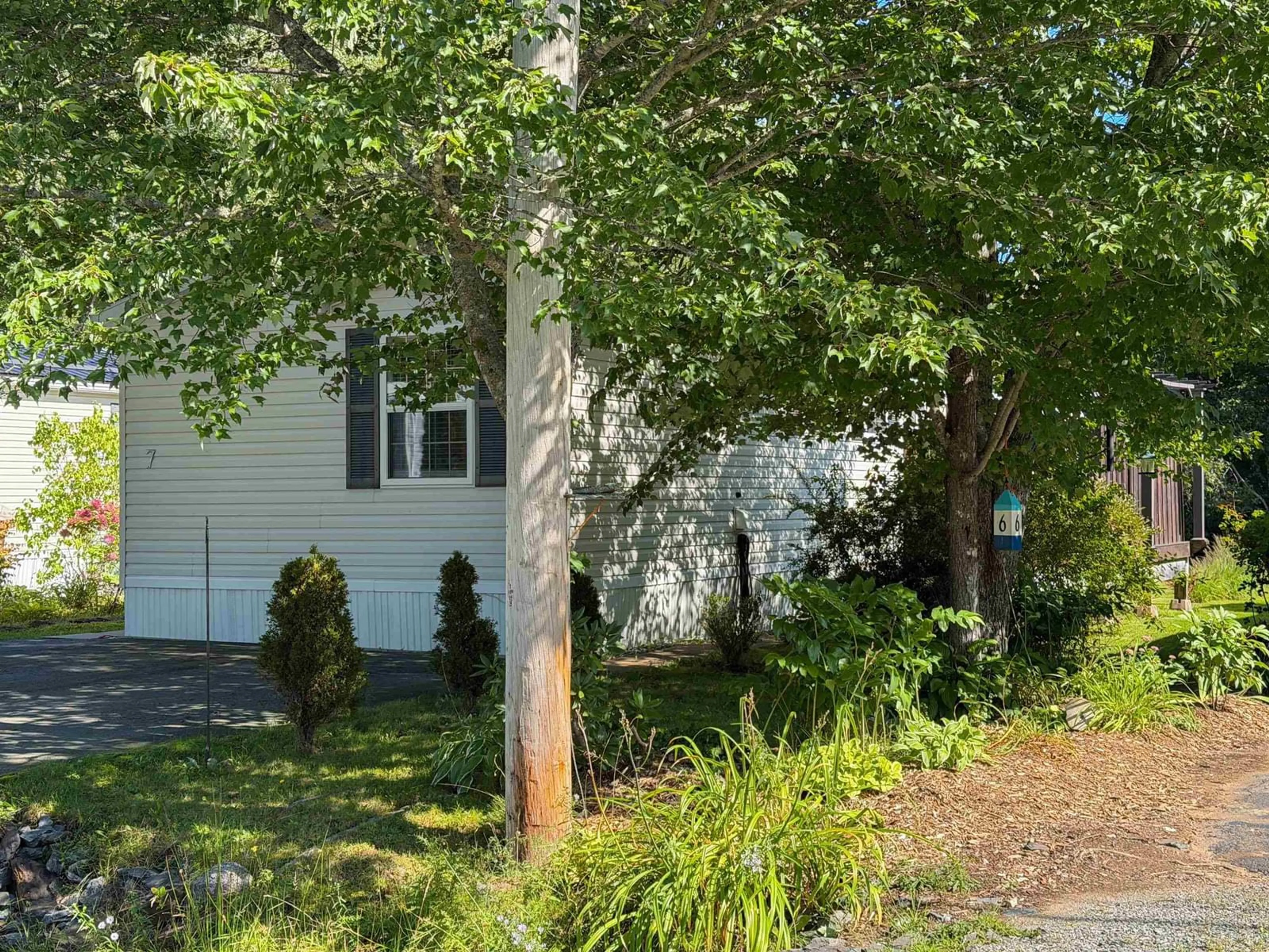 Unknown for 7 Richards St, Bridgewater Nova Scotia B4V 4B4