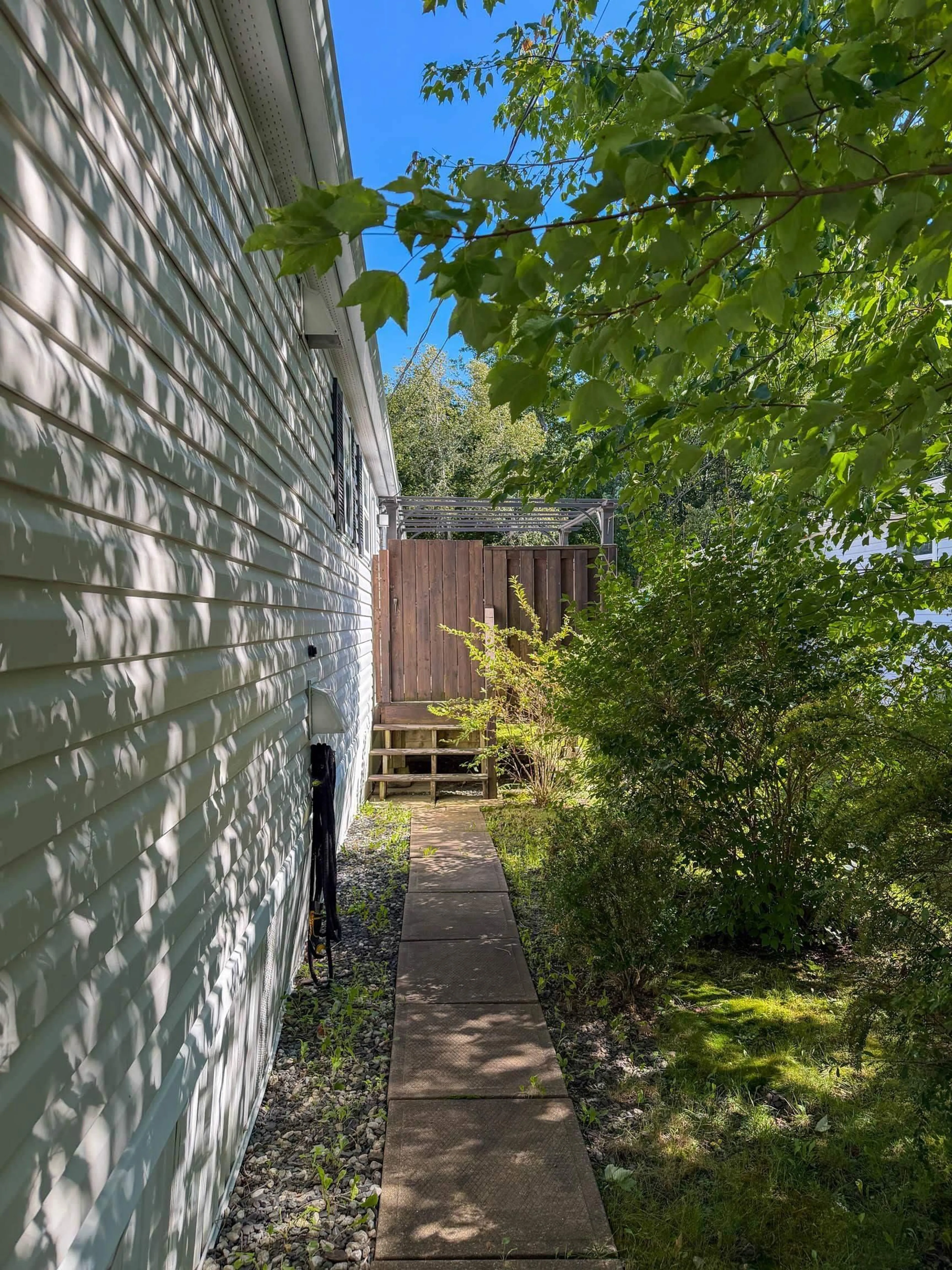 A pic from outside/outdoor area/front of a property/back of a property/a pic from drone, street for 7 Richards St, Bridgewater Nova Scotia B4V 4B4
