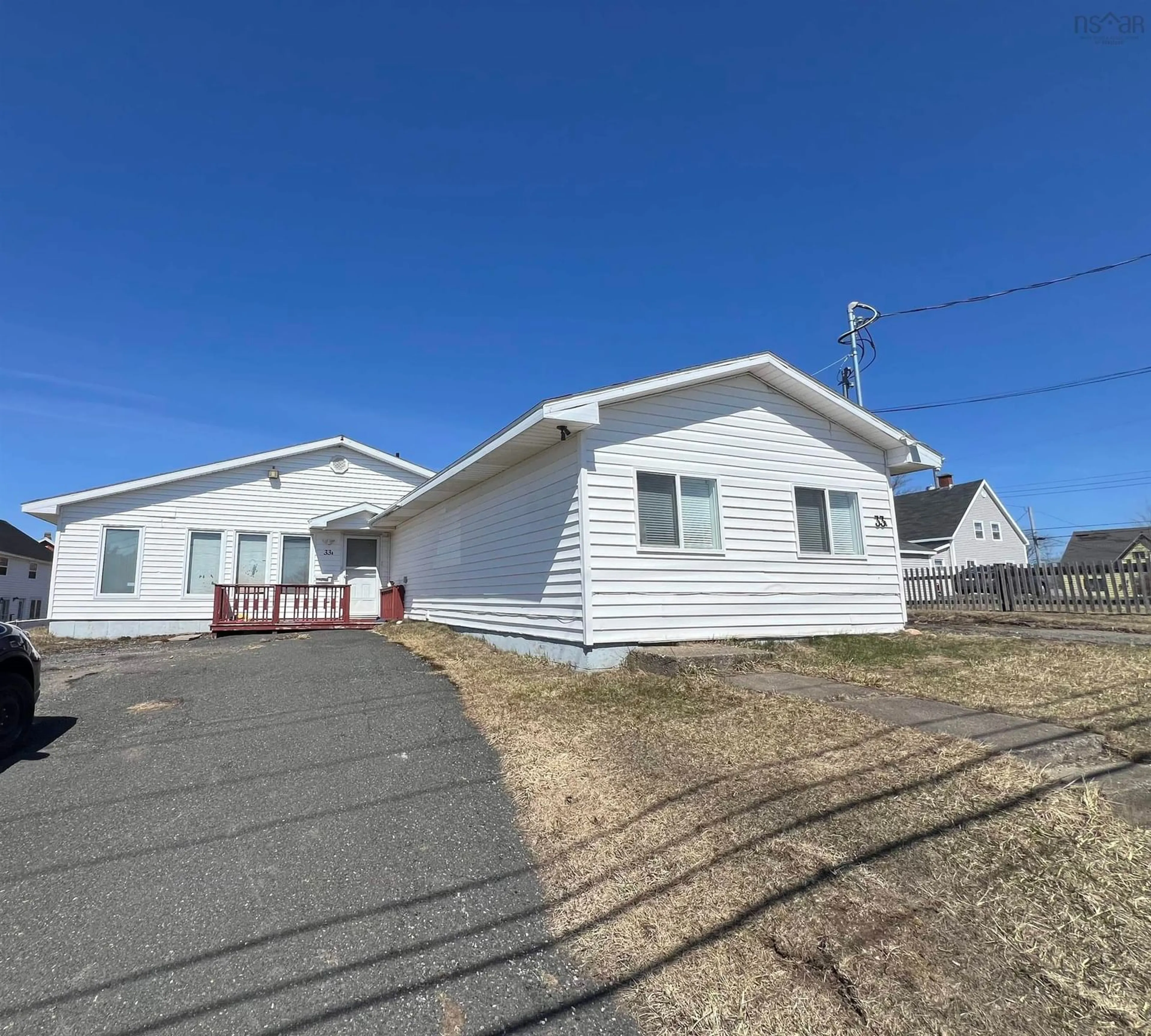Unknown for 33 A/B Inverness St, Sydney Nova Scotia B1P 0E2