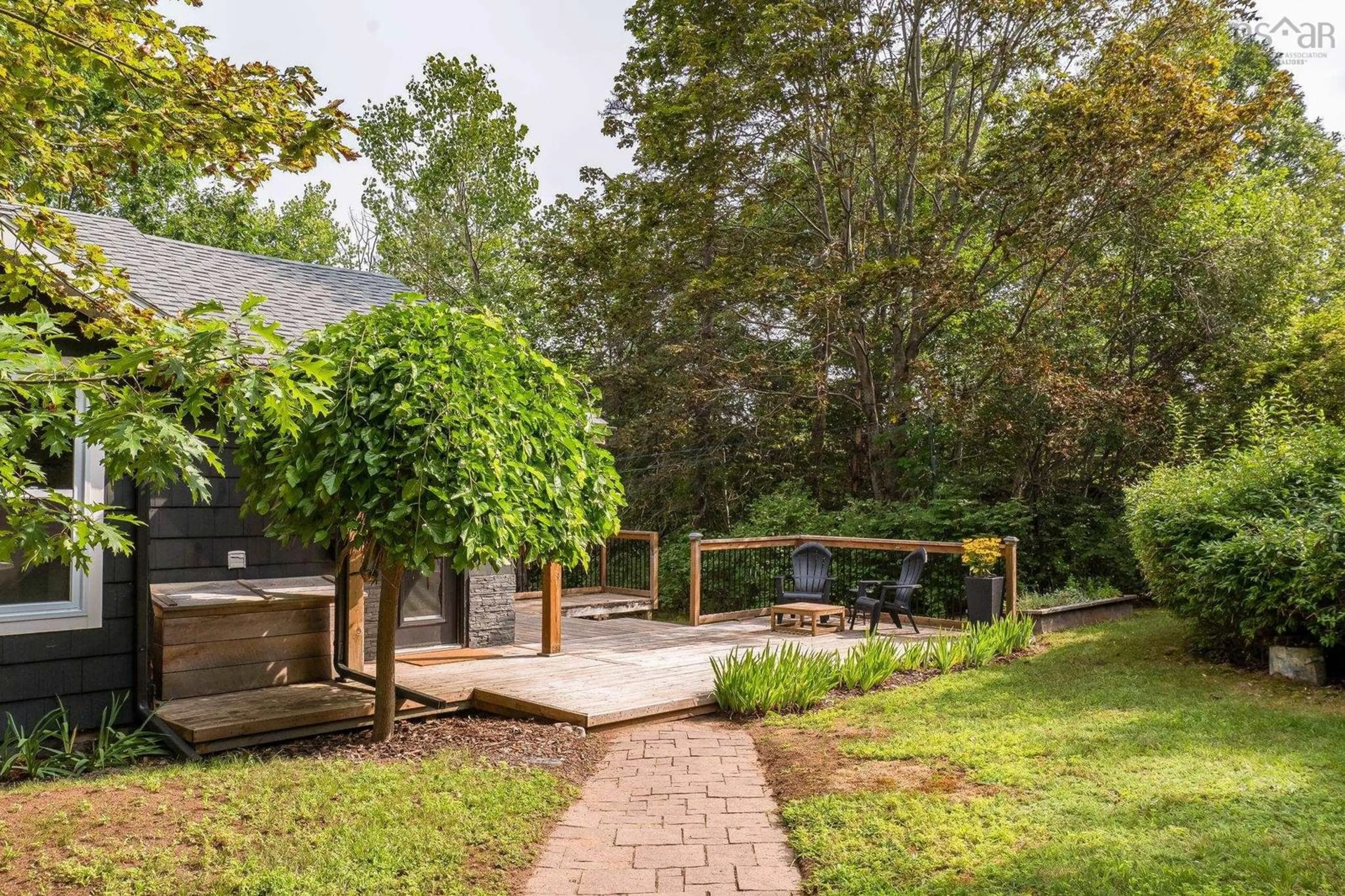 Patio, forest/trees view for 256 Park St, Kentville Nova Scotia B4N 1M8