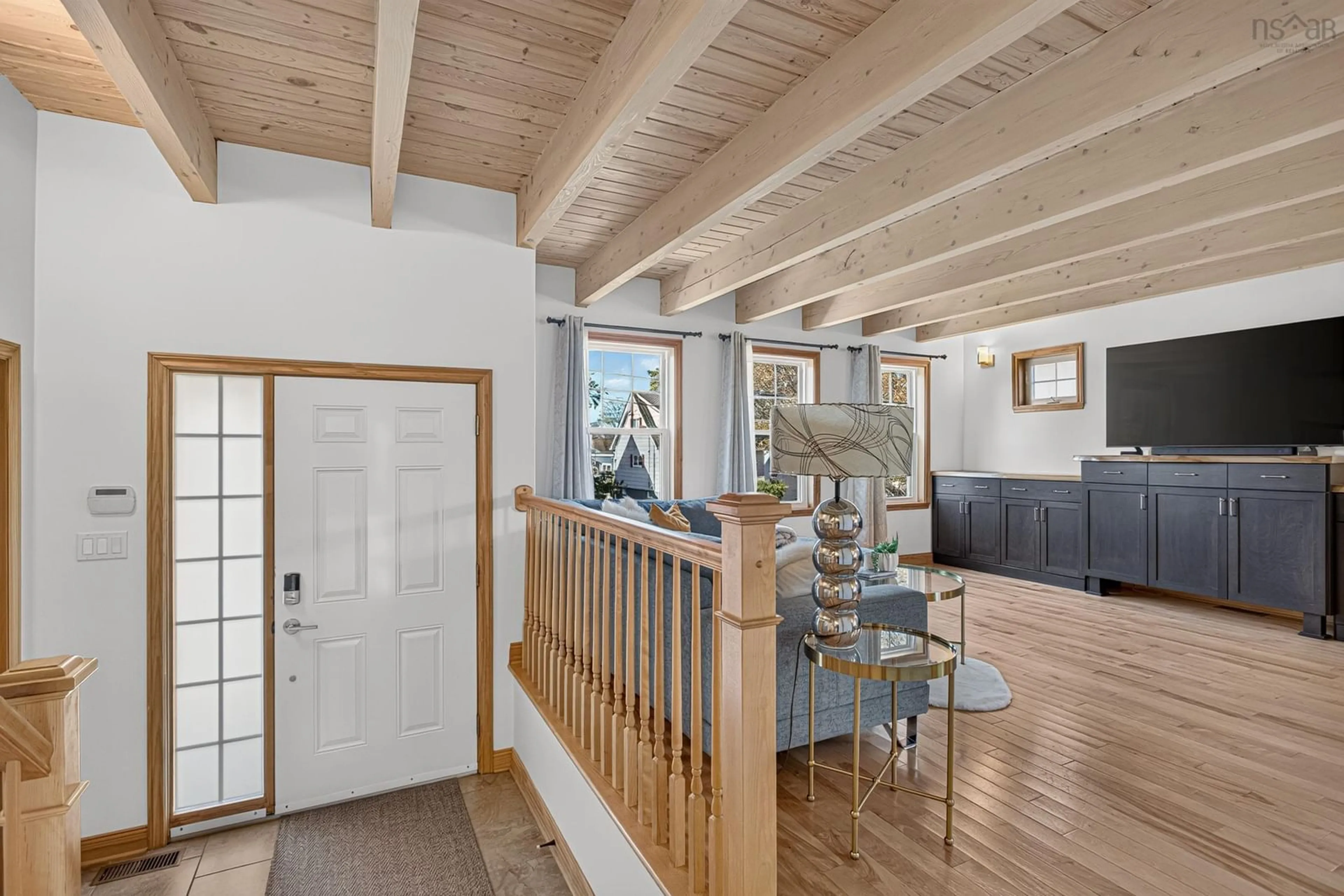 Indoor entryway for 3671 Rosemeade Ave, Halifax Nova Scotia B3K 4L9