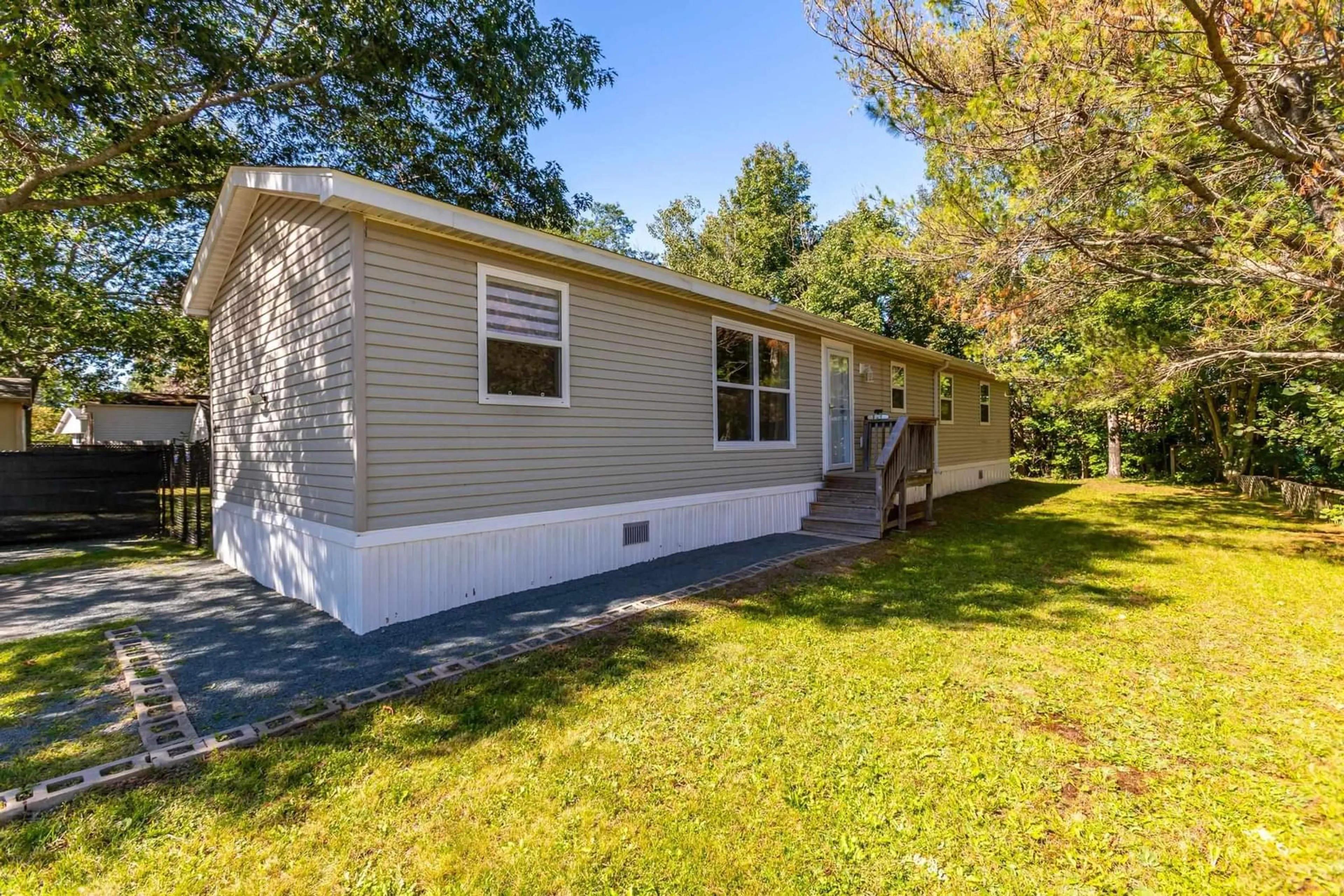 Home with vinyl exterior material, unknown for 1020 Dakota Lane, Greenwood Nova Scotia B0P 1N0