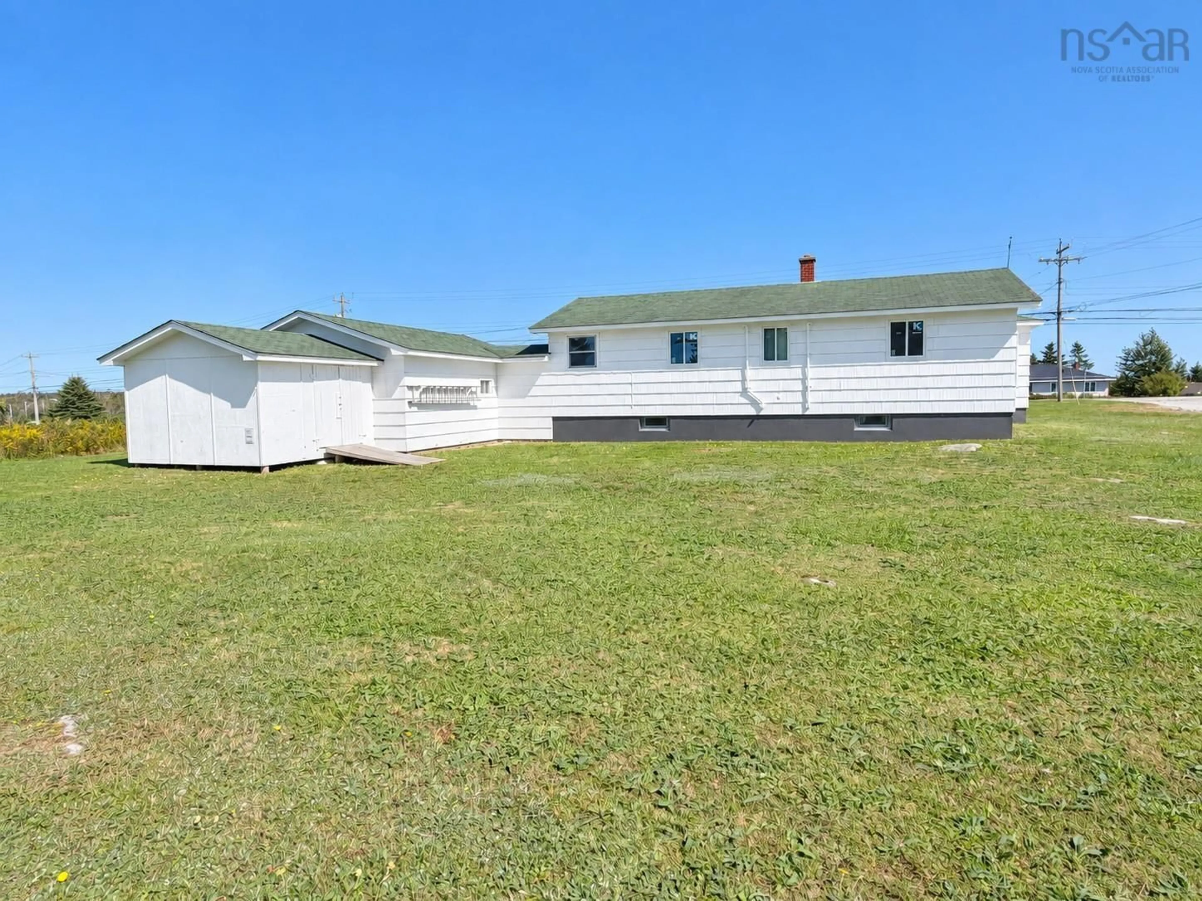 A pic from outside/outdoor area/front of a property/back of a property/a pic from drone, building for 796 330 Hwy, North East Point Nova Scotia B0W 2P0