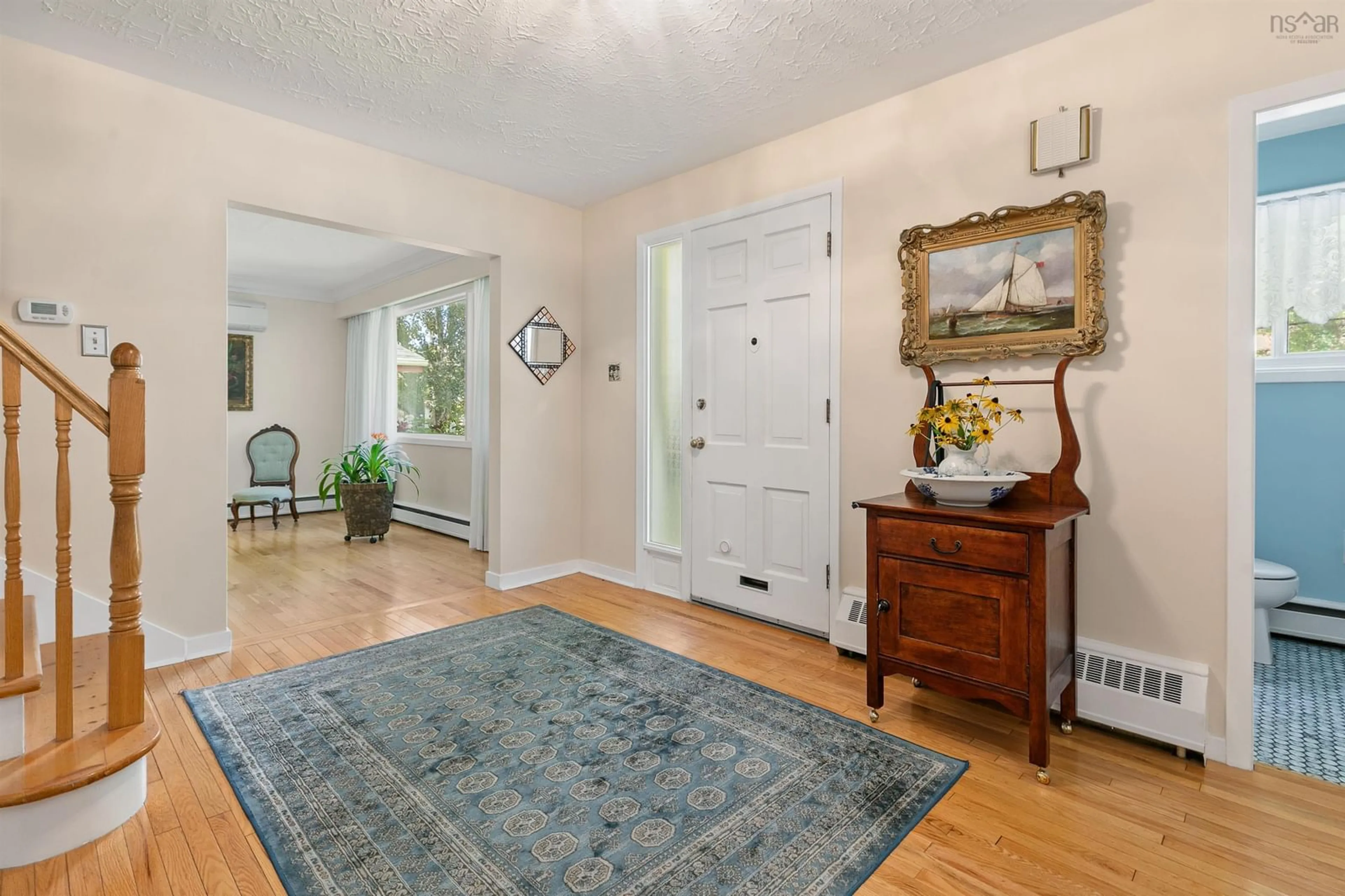 Indoor entryway for 881 Tower Rd, Halifax Nova Scotia B3H 2Y1