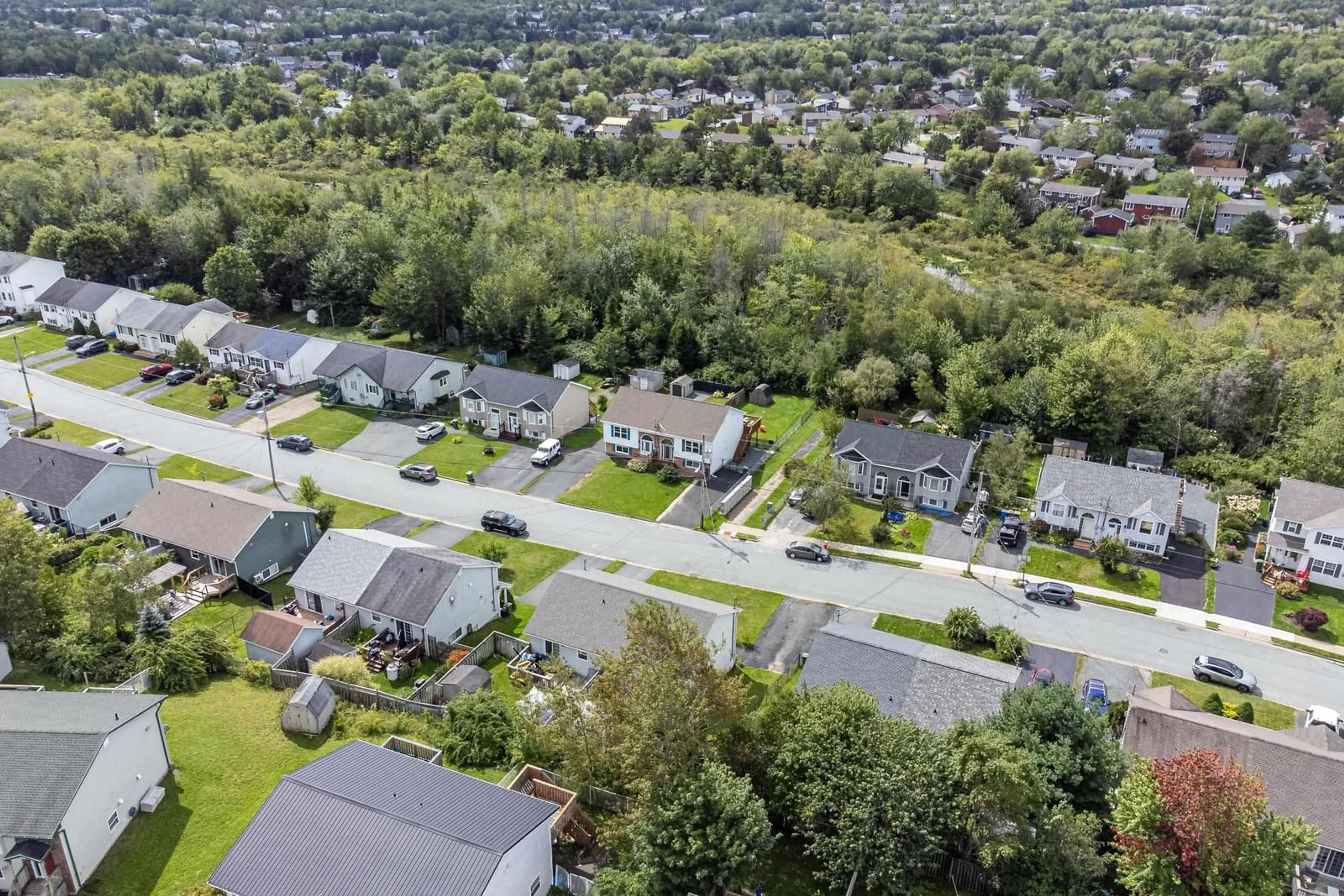 A pic from outside/outdoor area/front of a property/back of a property/a pic from drone, street for 33 Brookview Dr, Cole Harbour Nova Scotia B2V 2V5