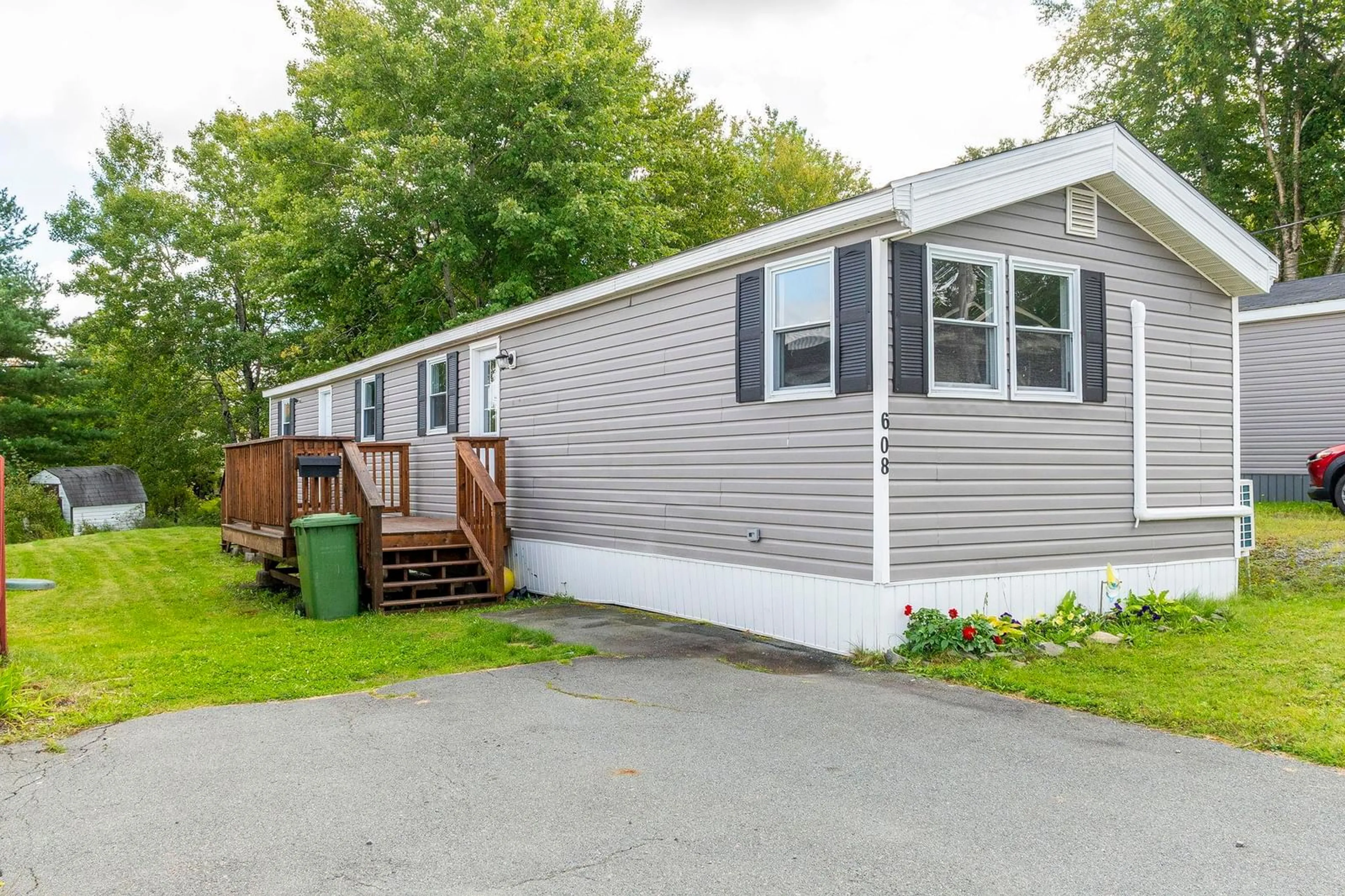Home with vinyl exterior material, street for 608 Macdonald St, Beaver Bank Nova Scotia B4E 1N3
