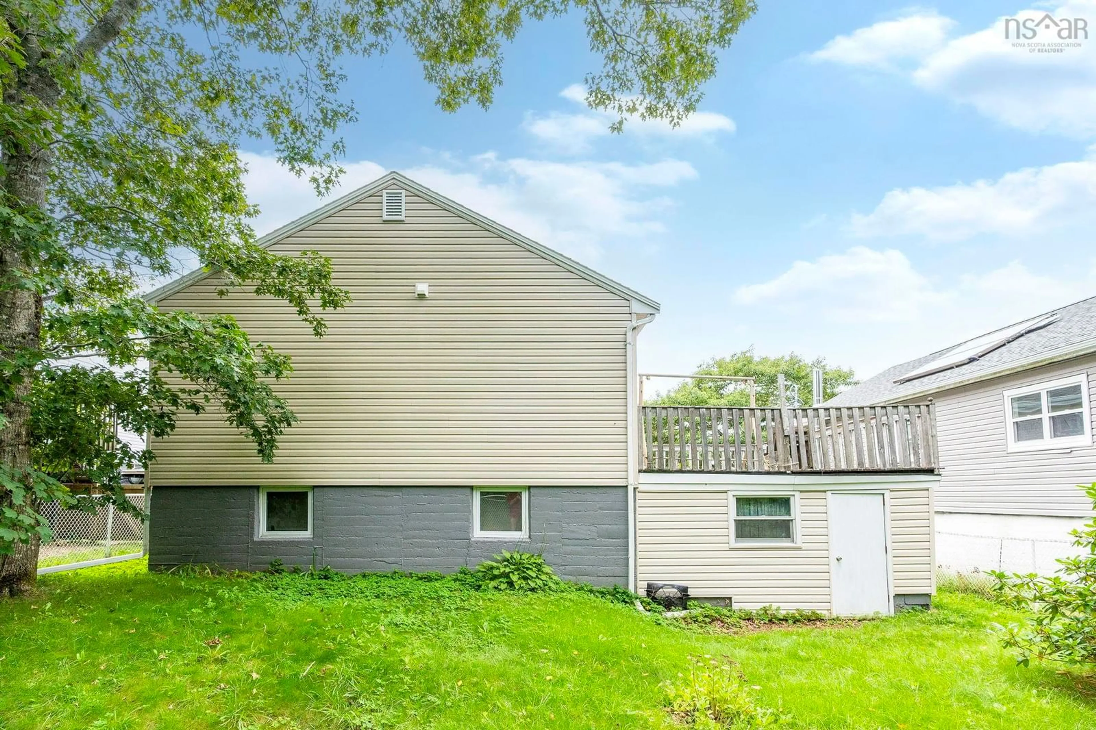 Unknown for 31 Auburn Ave, Halifax Nova Scotia B3R 1K4