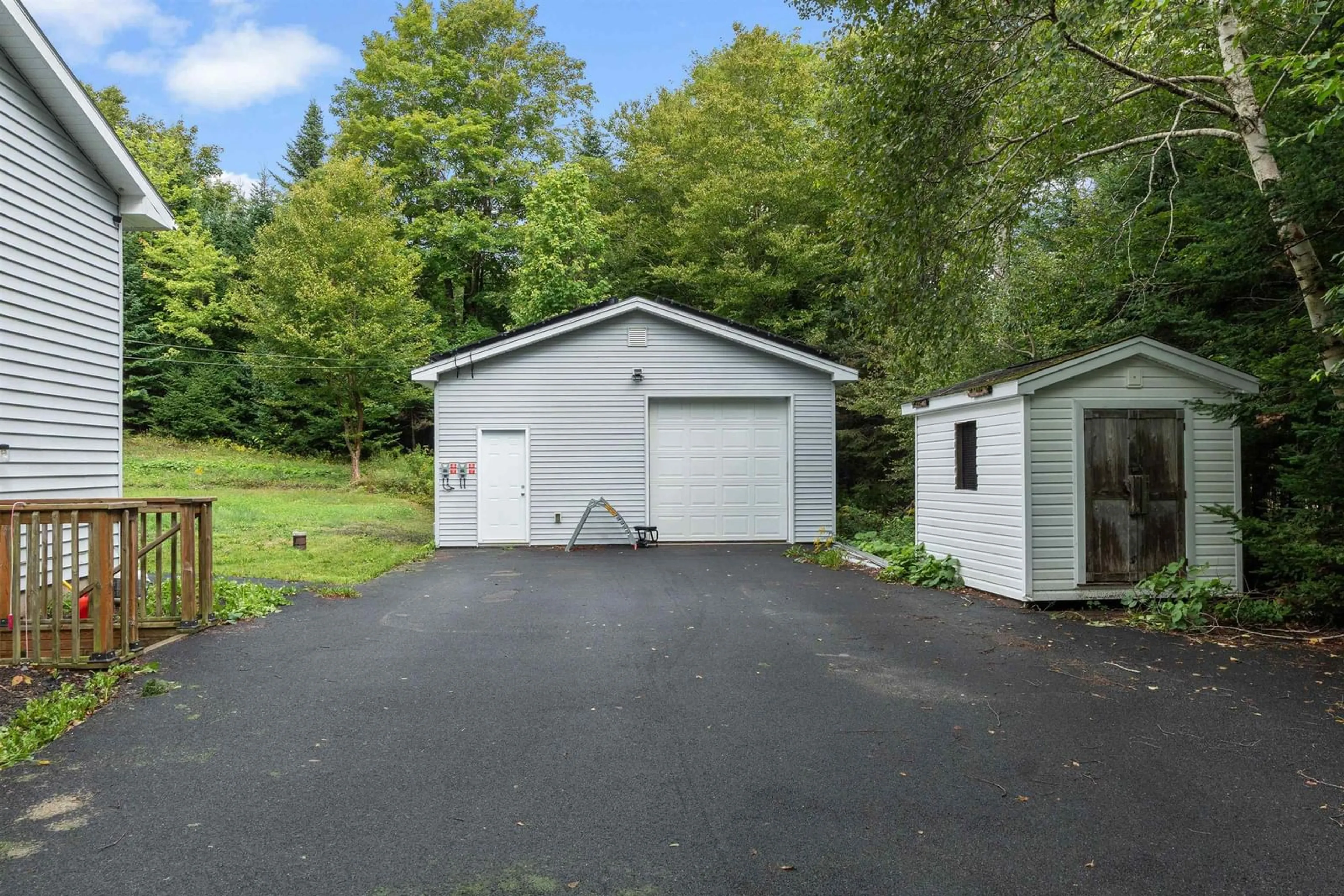 Shed for 7 Brian Andrew St, Lake Echo Nova Scotia B3E 1M4