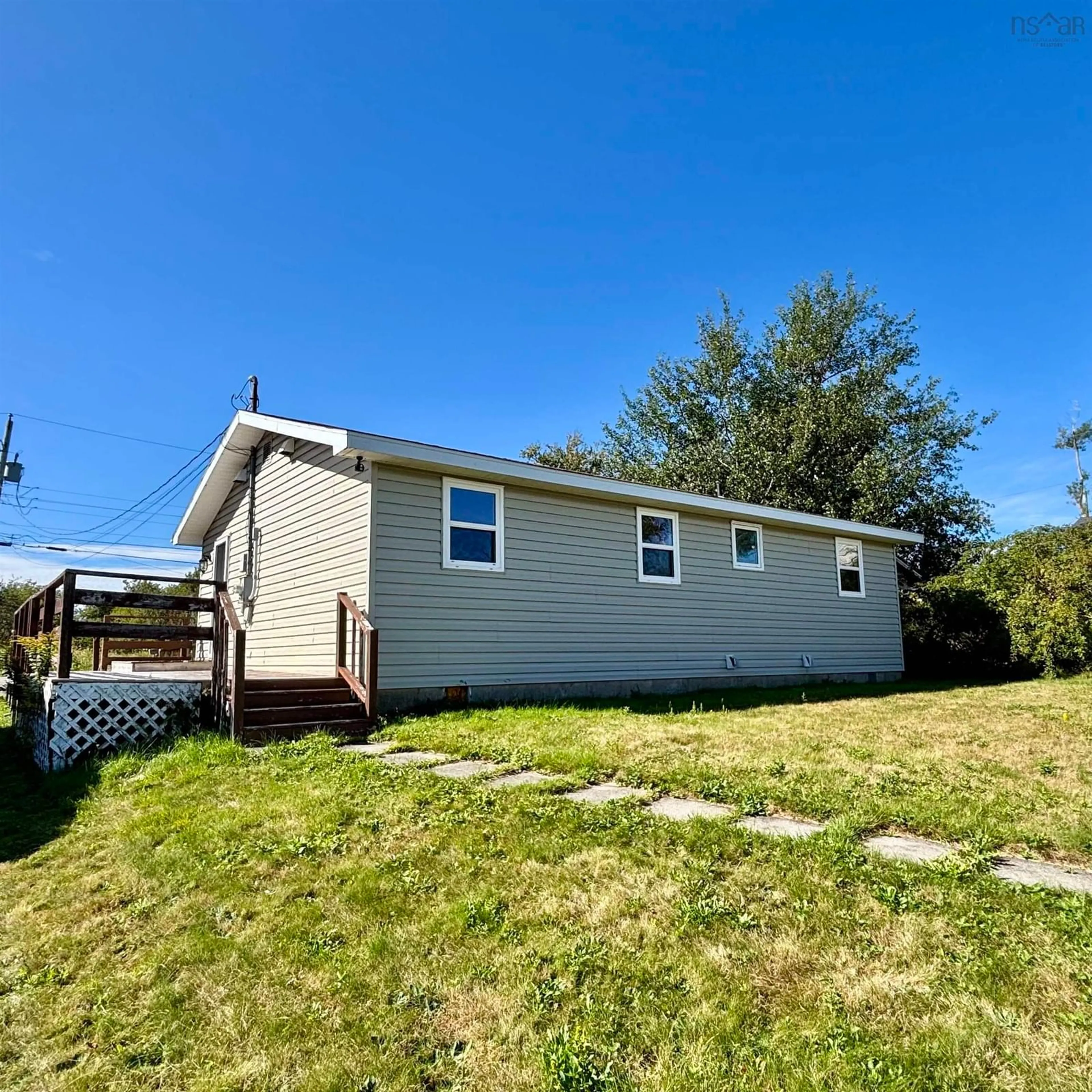 A pic from outside/outdoor area/front of a property/back of a property/a pic from drone, unknown for 33 Lorway St, Glace Bay Nova Scotia B1A 5Z5