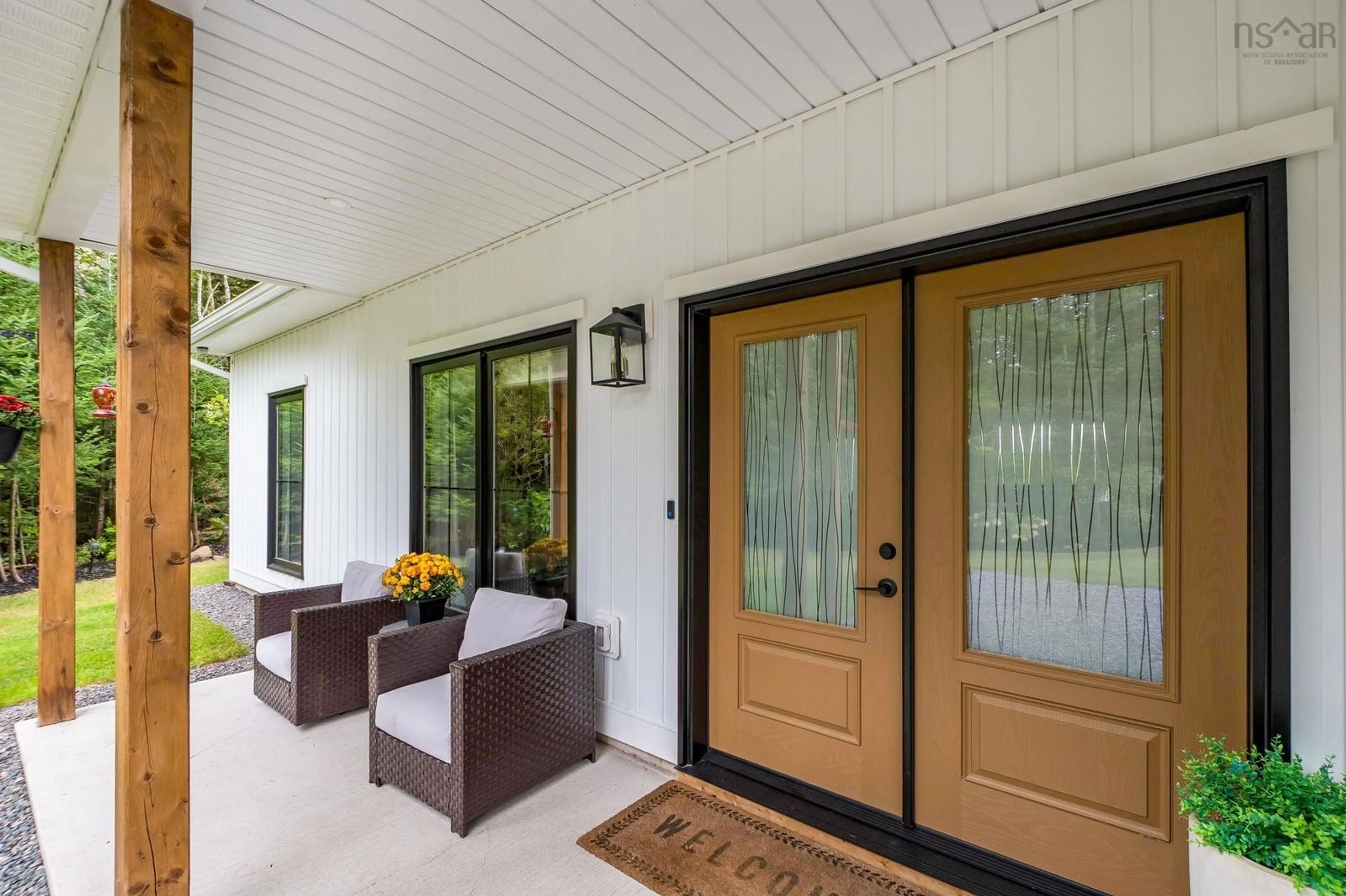 Indoor entryway for 855 Gray Rd, Debert Nova Scotia B0M 1G0
