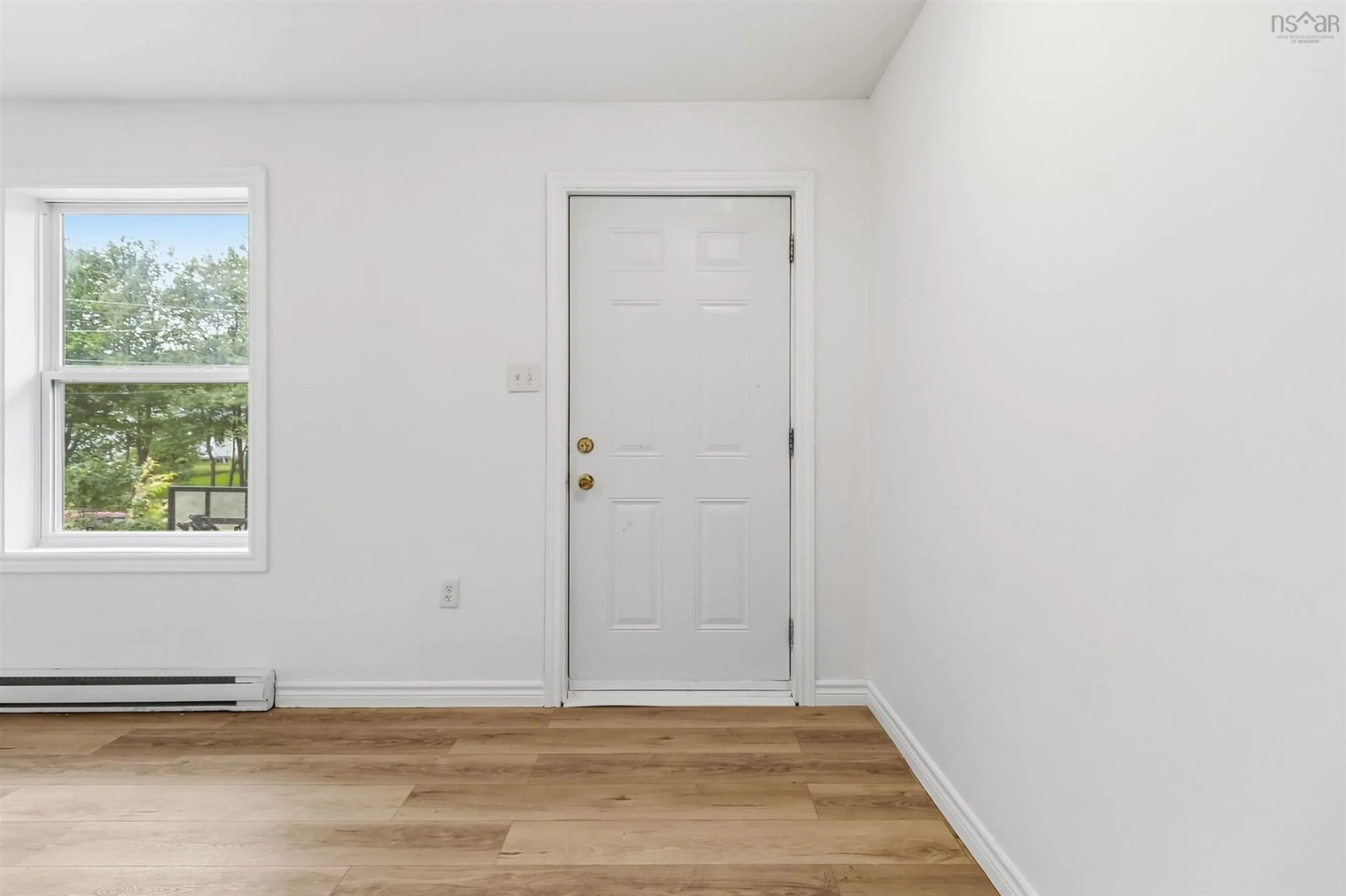 Indoor entryway for 23 Aldergrove Dr, Spryfield Nova Scotia B3R 1M6