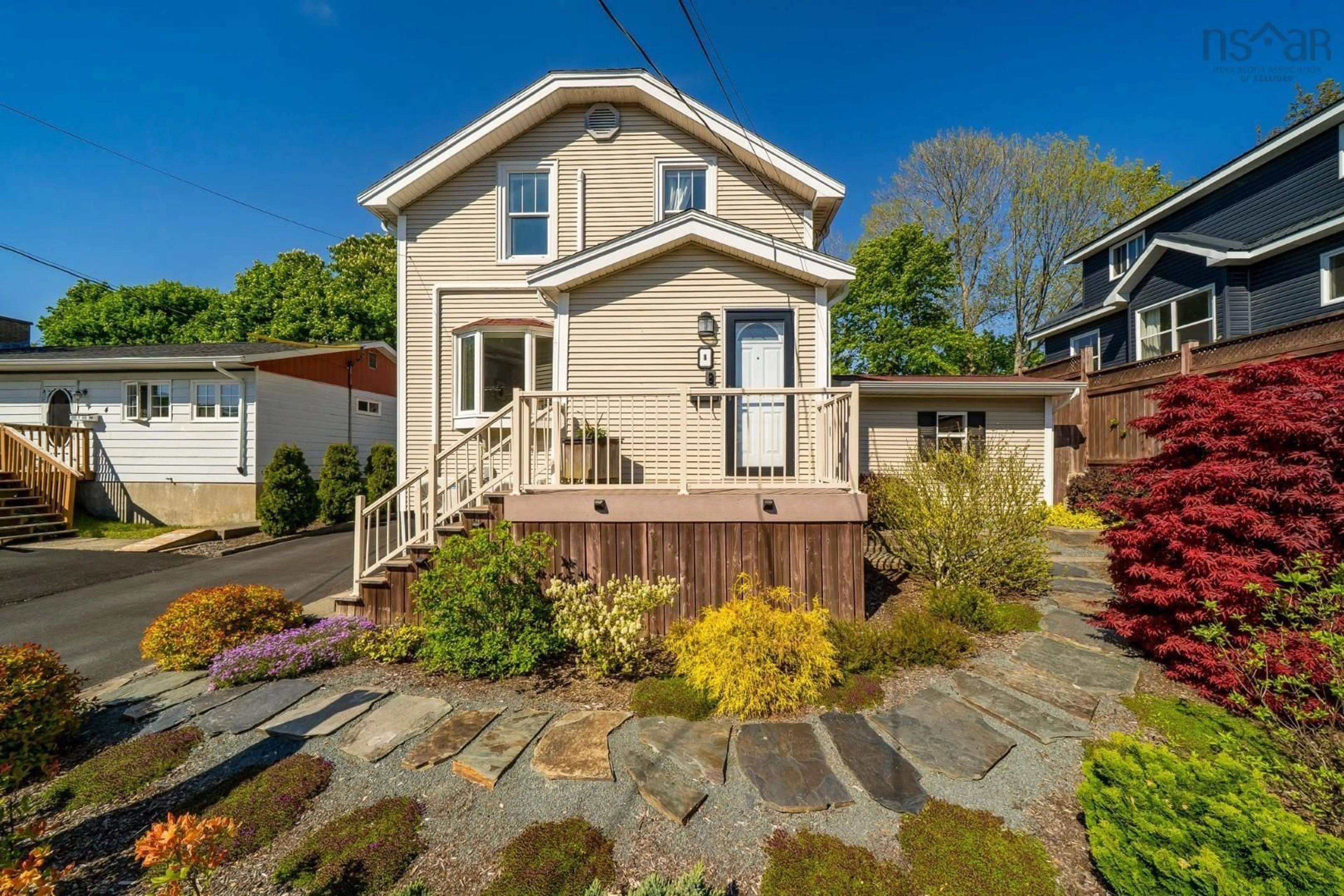 Home with vinyl exterior material, street for 8 Eaton Ave, Dartmouth Nova Scotia B2Y 2X5