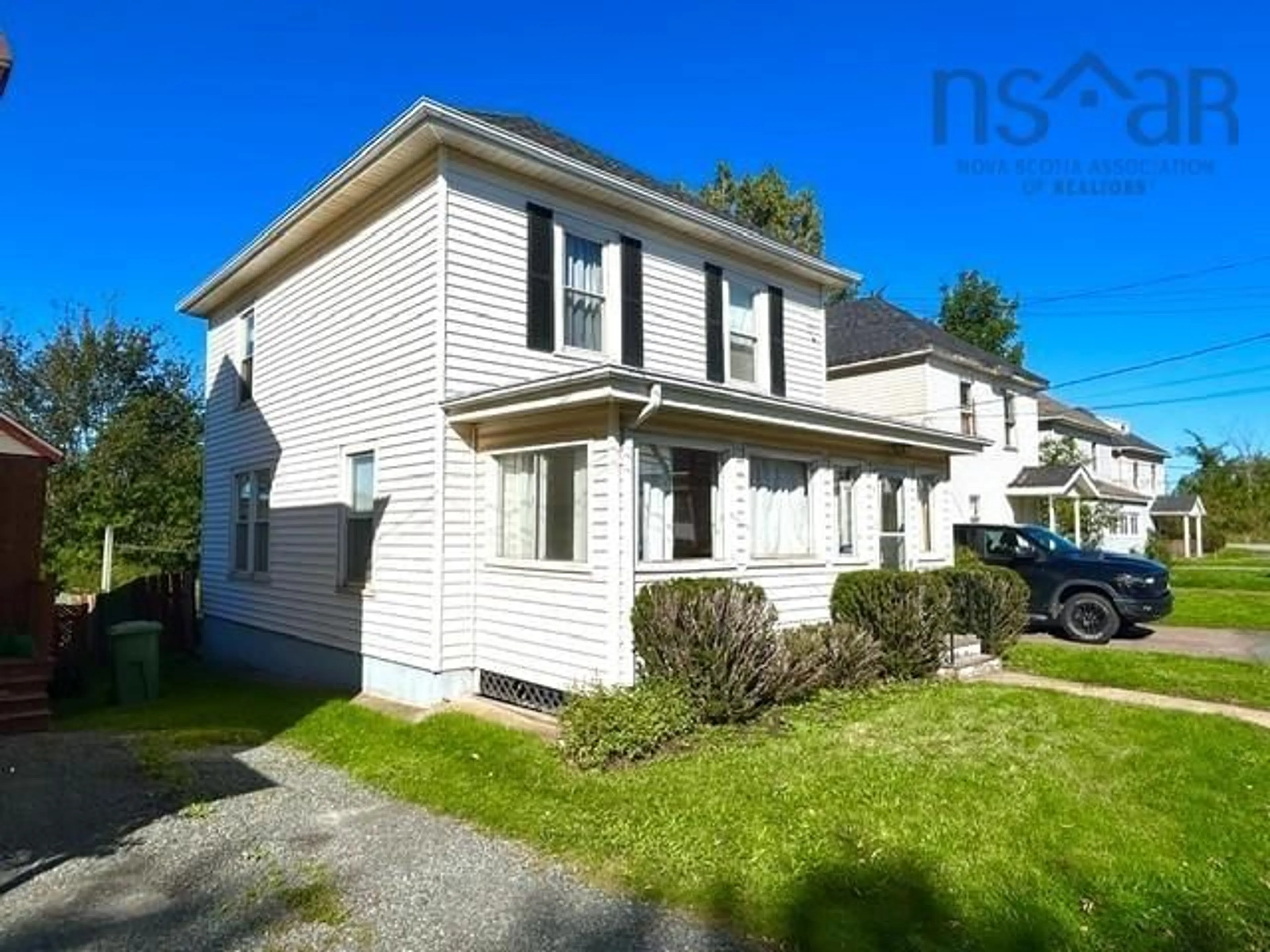 Home with vinyl exterior material, street for 1219 Prince St, Truro Nova Scotia B2N 1J3