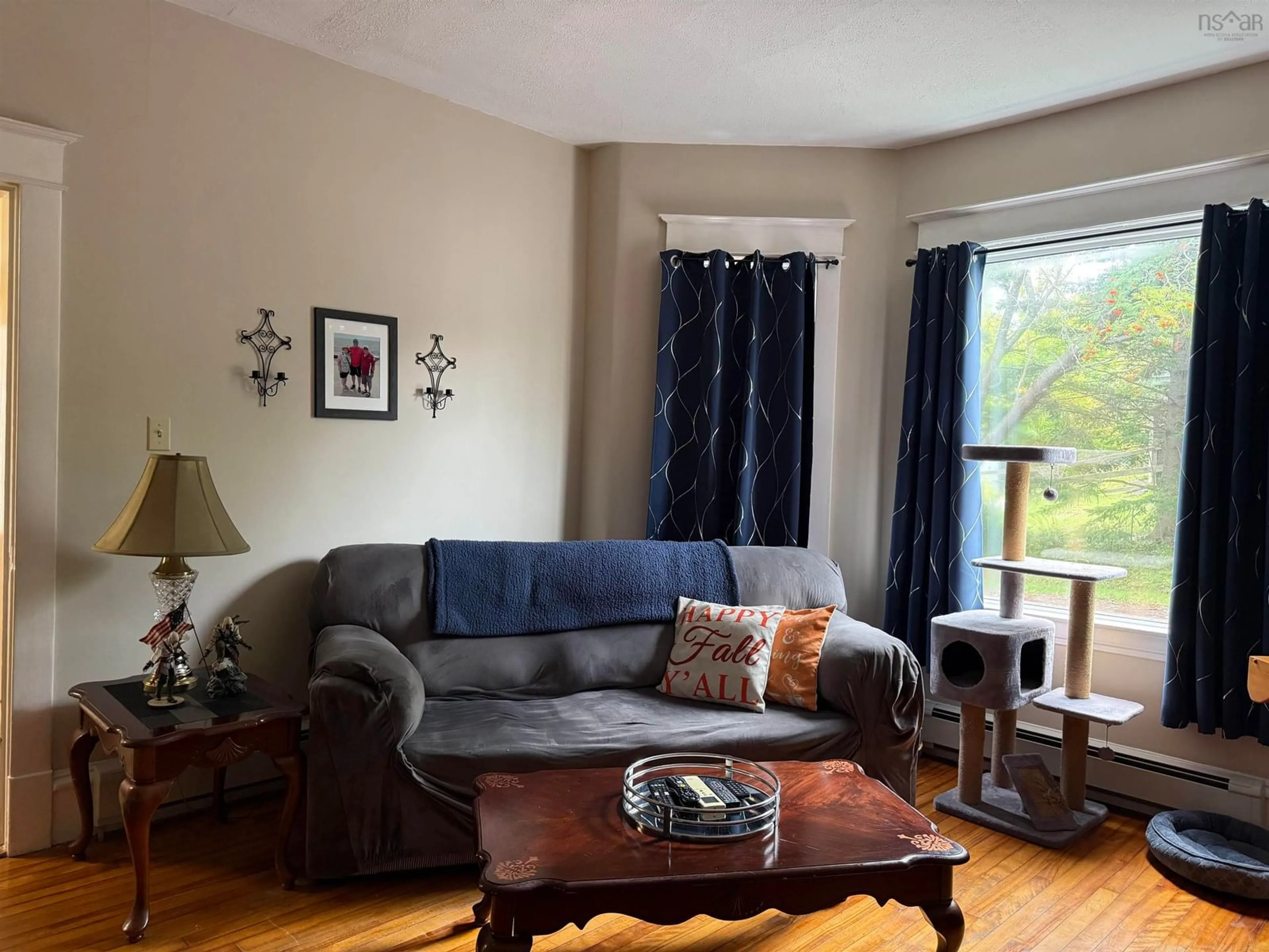 Living room with furniture, unknown for 11 Emmanuel St, Stellarton Nova Scotia B0K 1S0