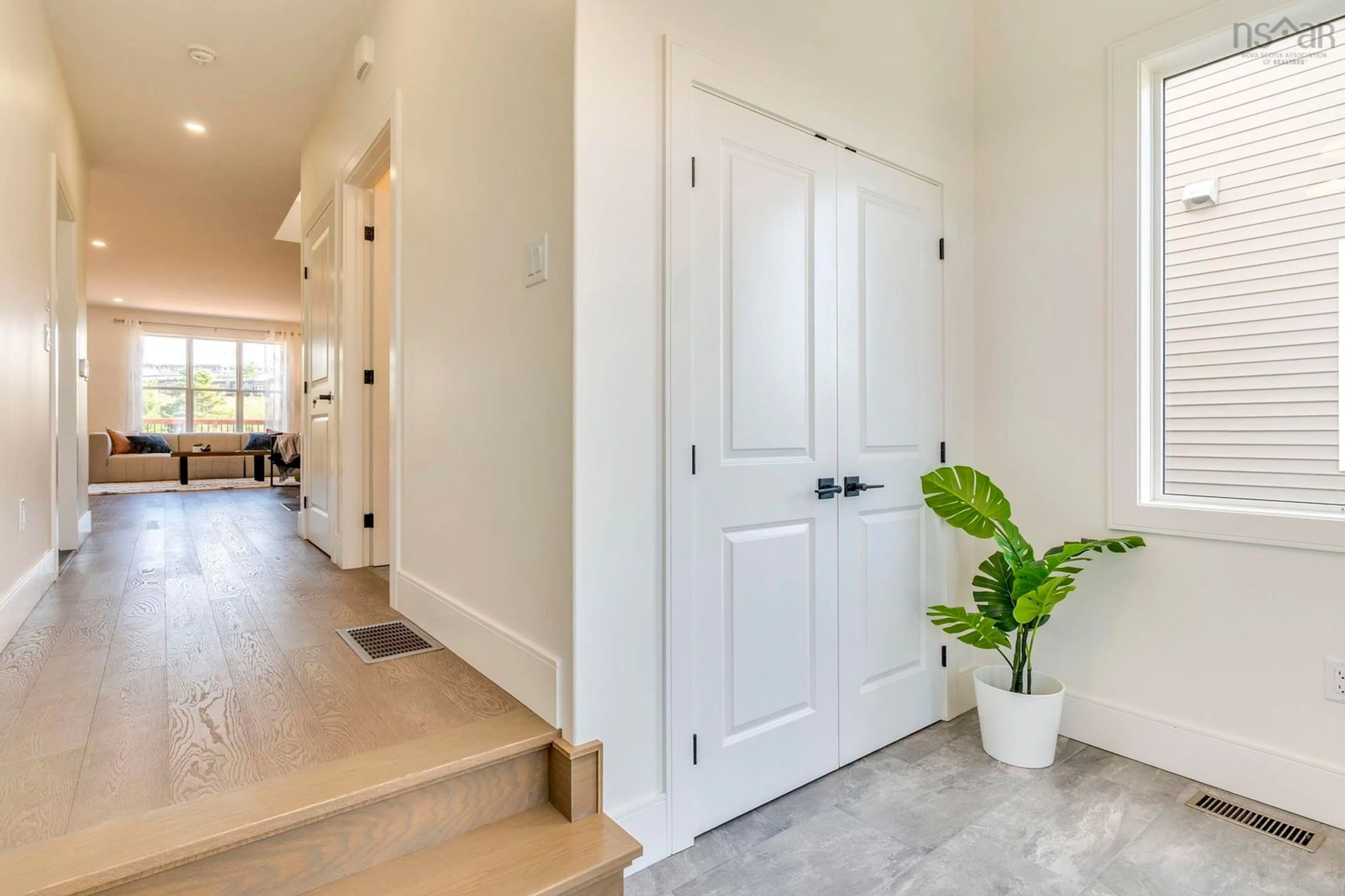 Indoor entryway for 50 Breaktrail Drive, Bedford Nova Scotia B4B 2J7