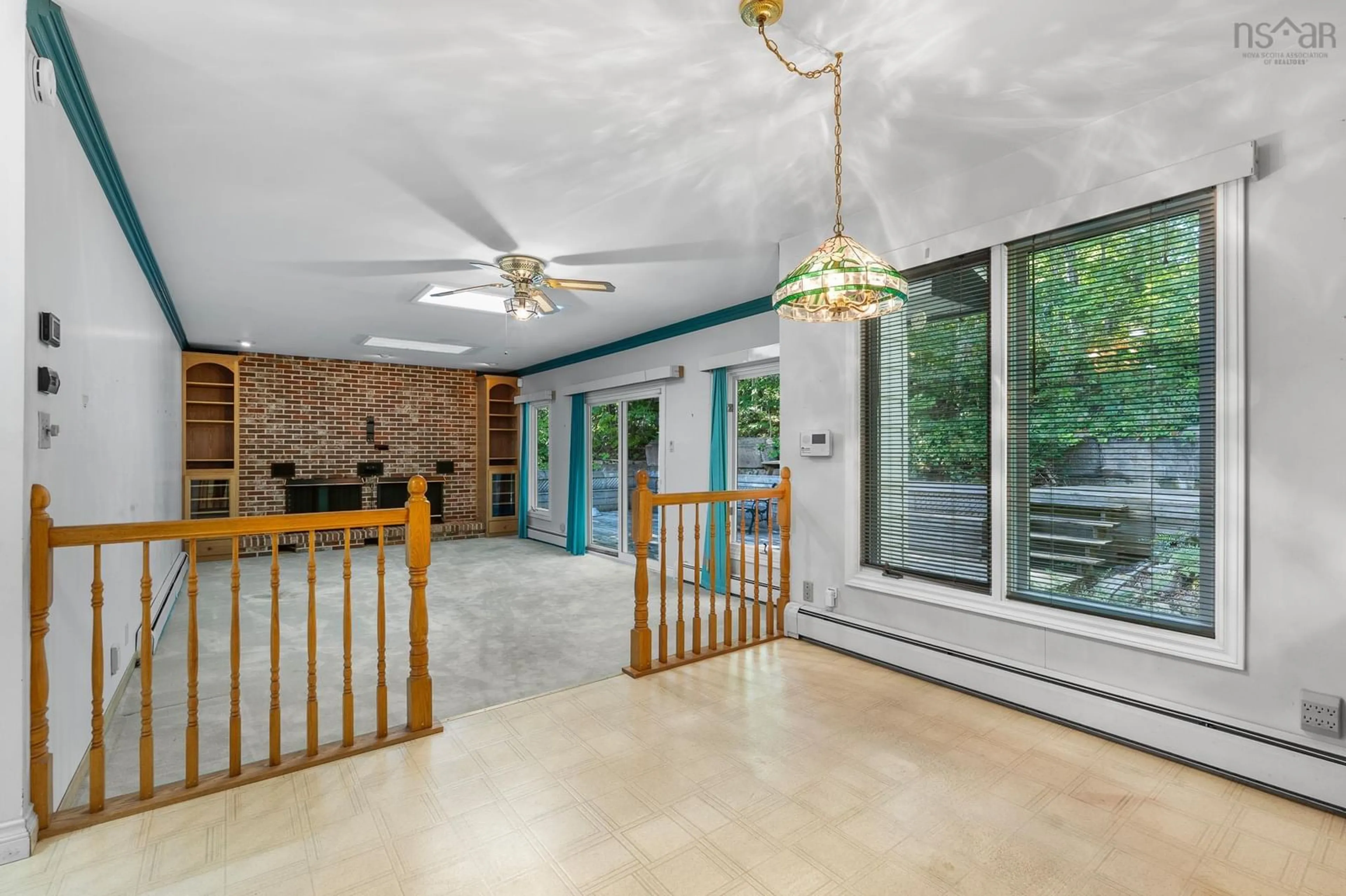 Indoor foyer for 74 Barrett Rd, Beaver Bank Nova Scotia B4G 1A9