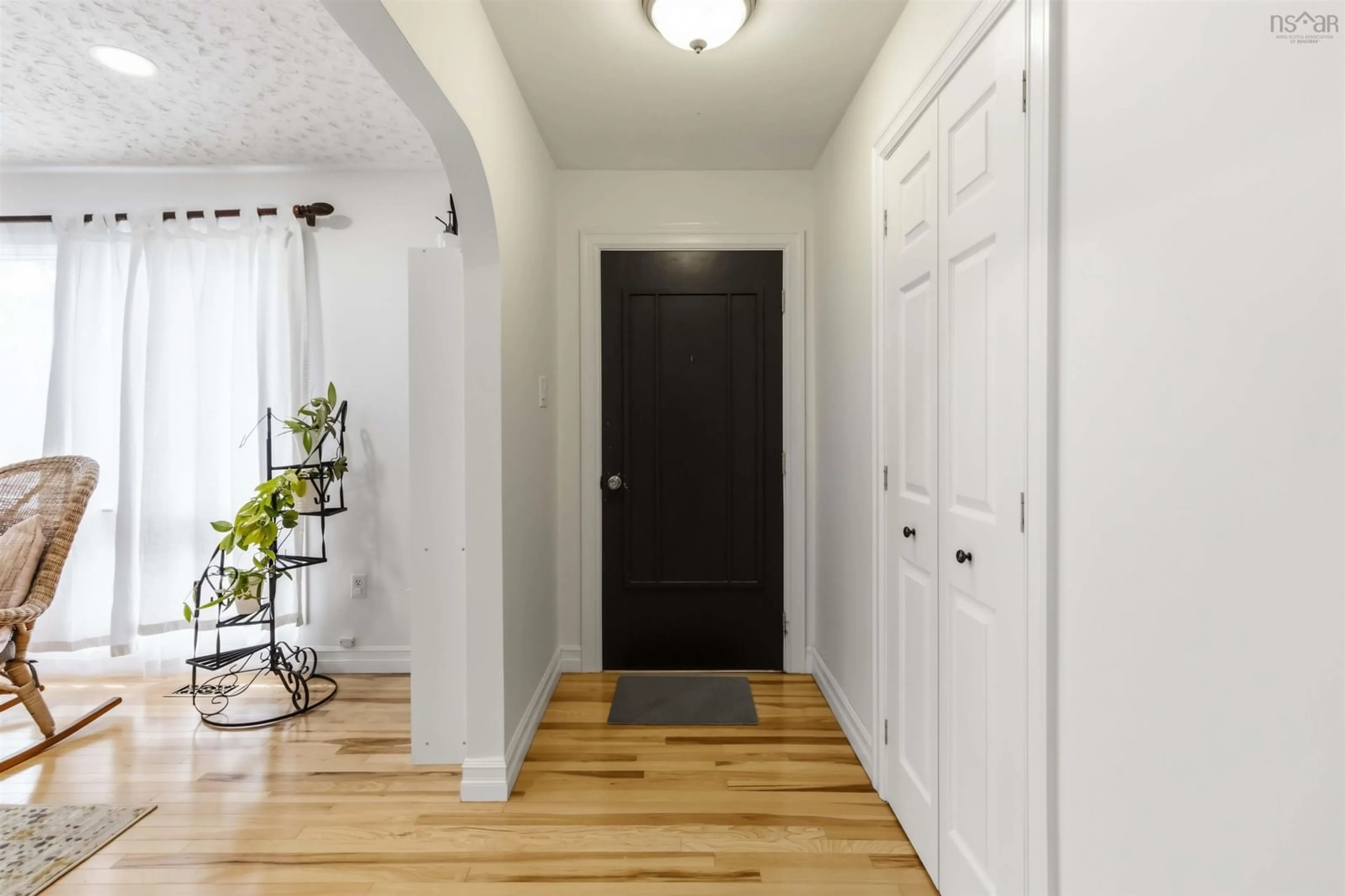 Indoor entryway for 69 Jamie Dr, Beaver Bank Nova Scotia B4G 1C6