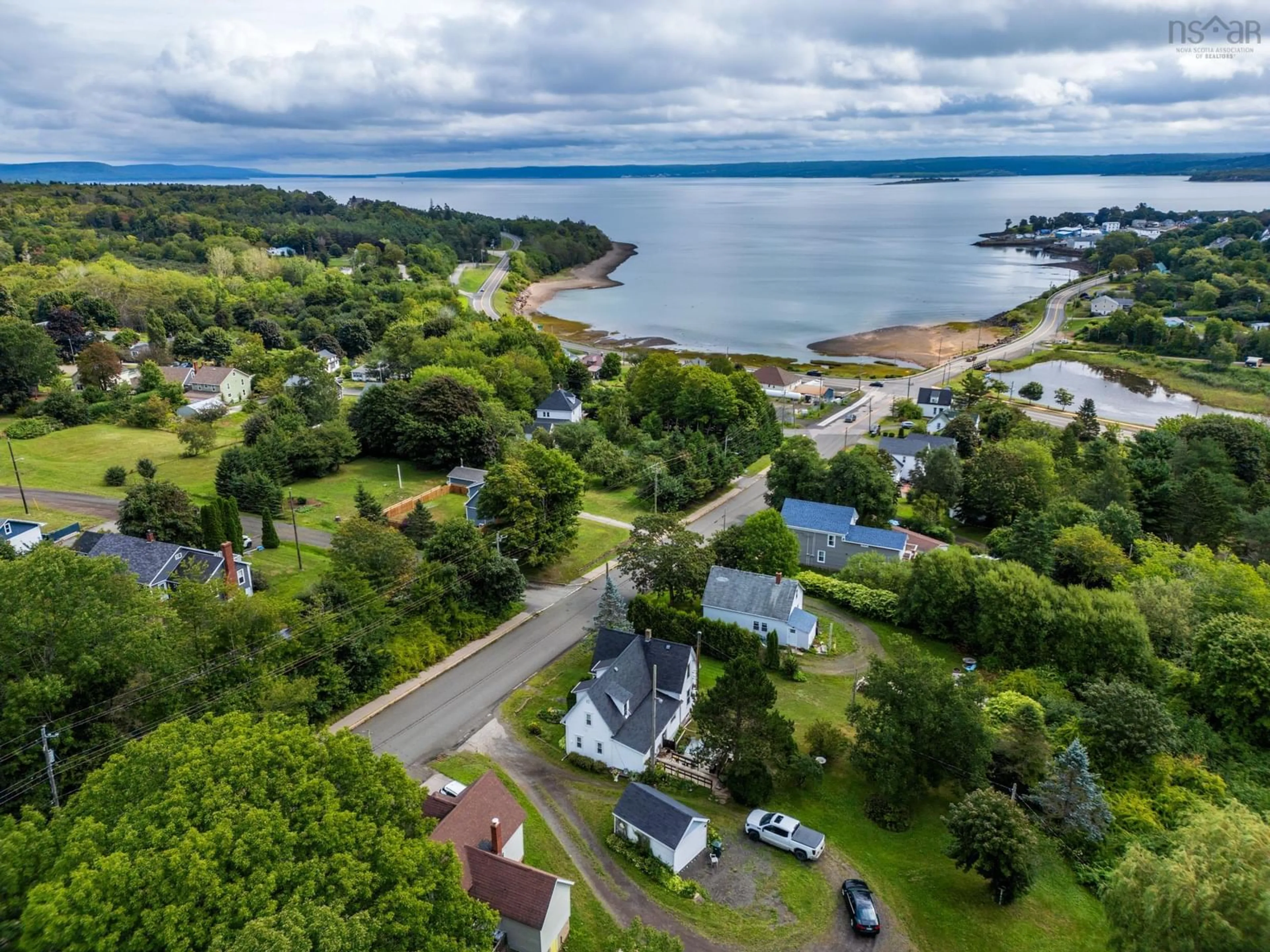 A pic from outside/outdoor area/front of a property/back of a property/a pic from drone, water/lake/river/ocean view for 47 Culloden Road, Digby Nova Scotia B0V 1A0