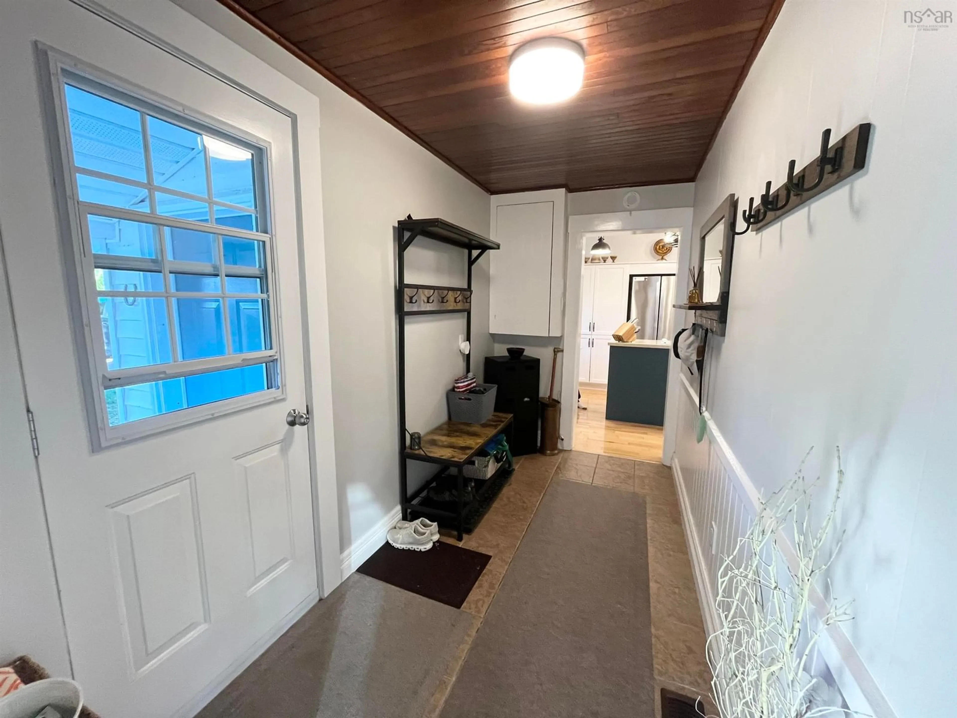 Indoor entryway for 904 Port Latour Rd, Thomasville Nova Scotia B0W 1E0