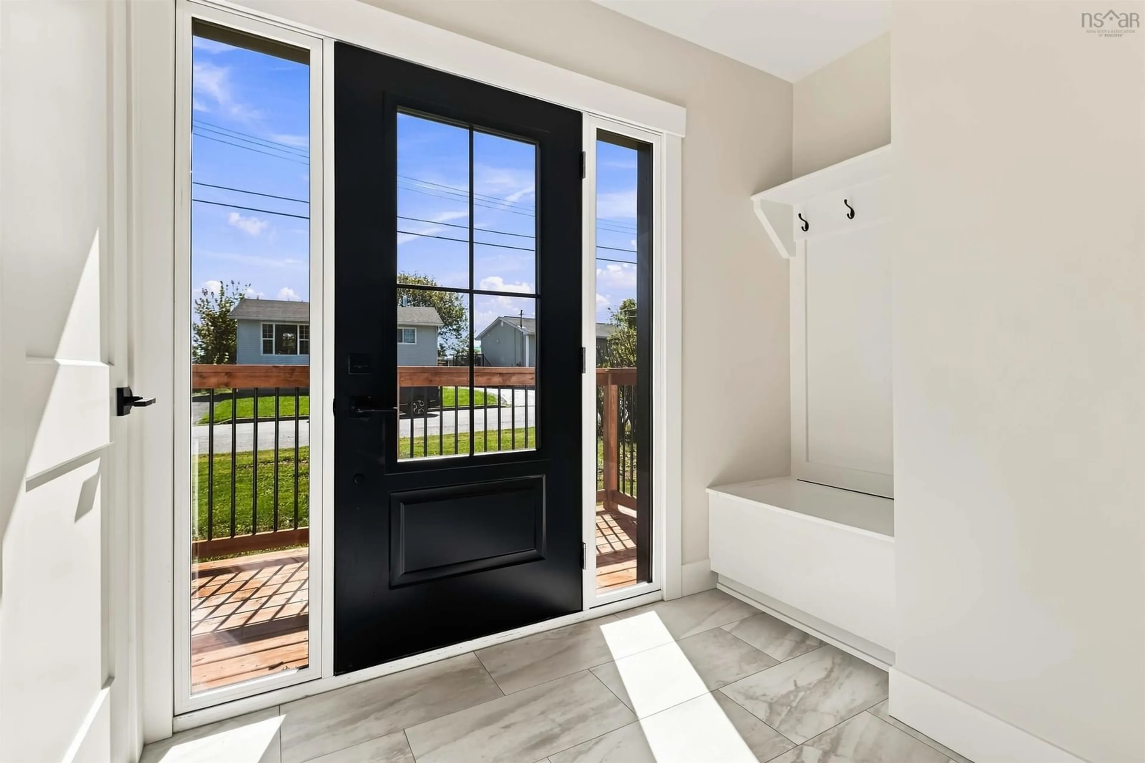 Indoor entryway for 98 Fieldwood Cir, Cole Harbour Nova Scotia B2W 4S5