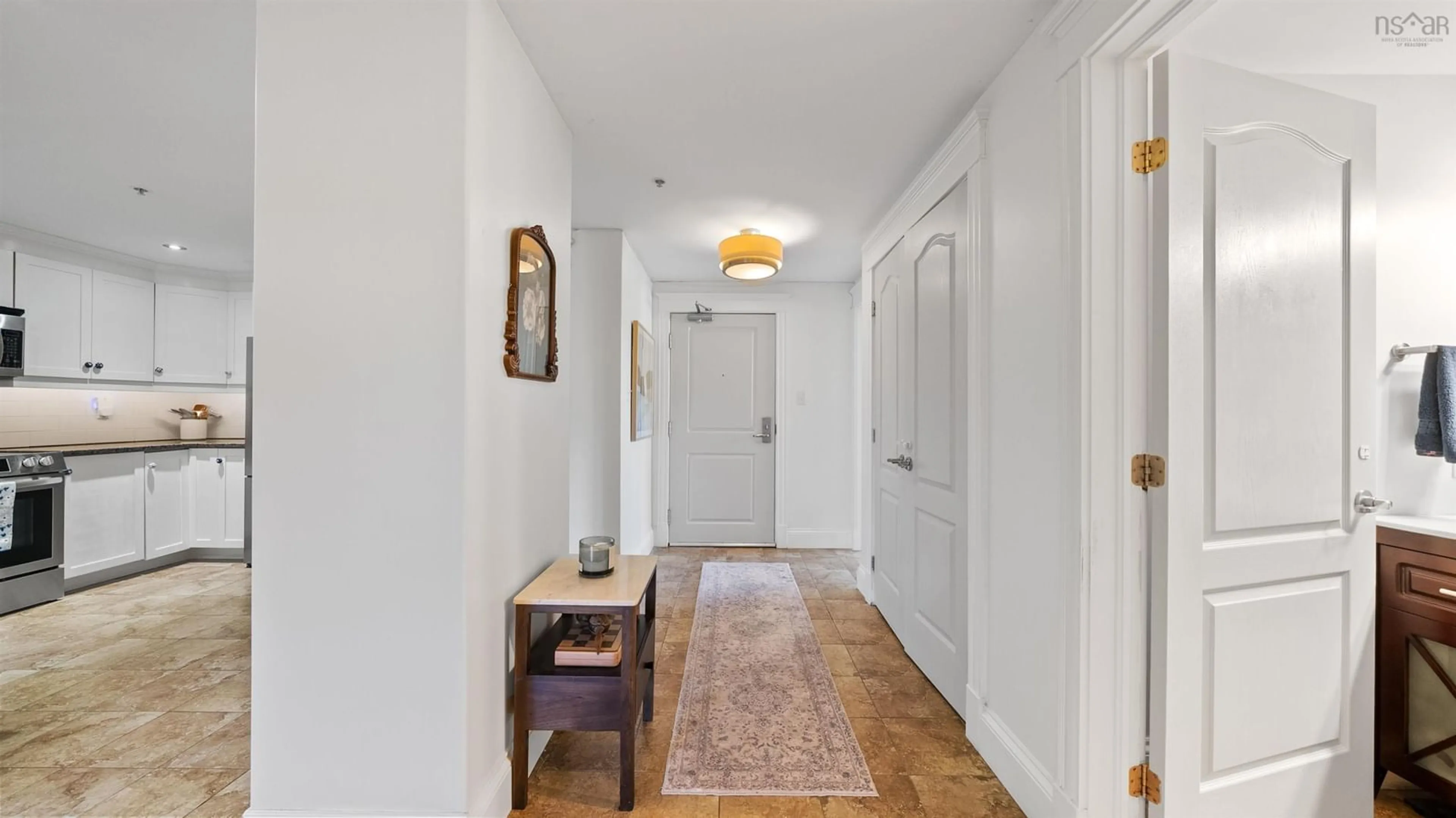 Indoor foyer for 200 Crown Dr #607, Halifax Nova Scotia B3N 0B1