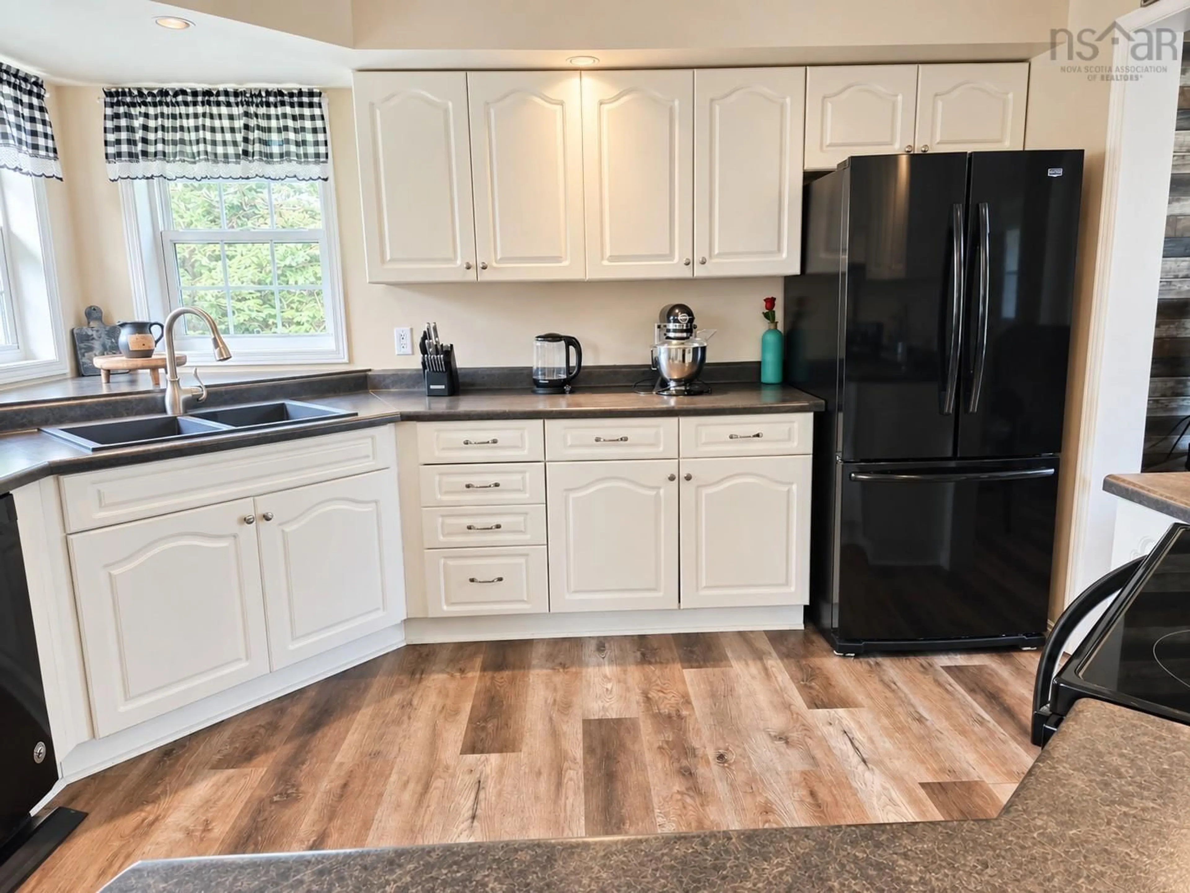 Standard kitchen, unknown for 1987 330 Hwy, Newellton Nova Scotia B0W 1P0