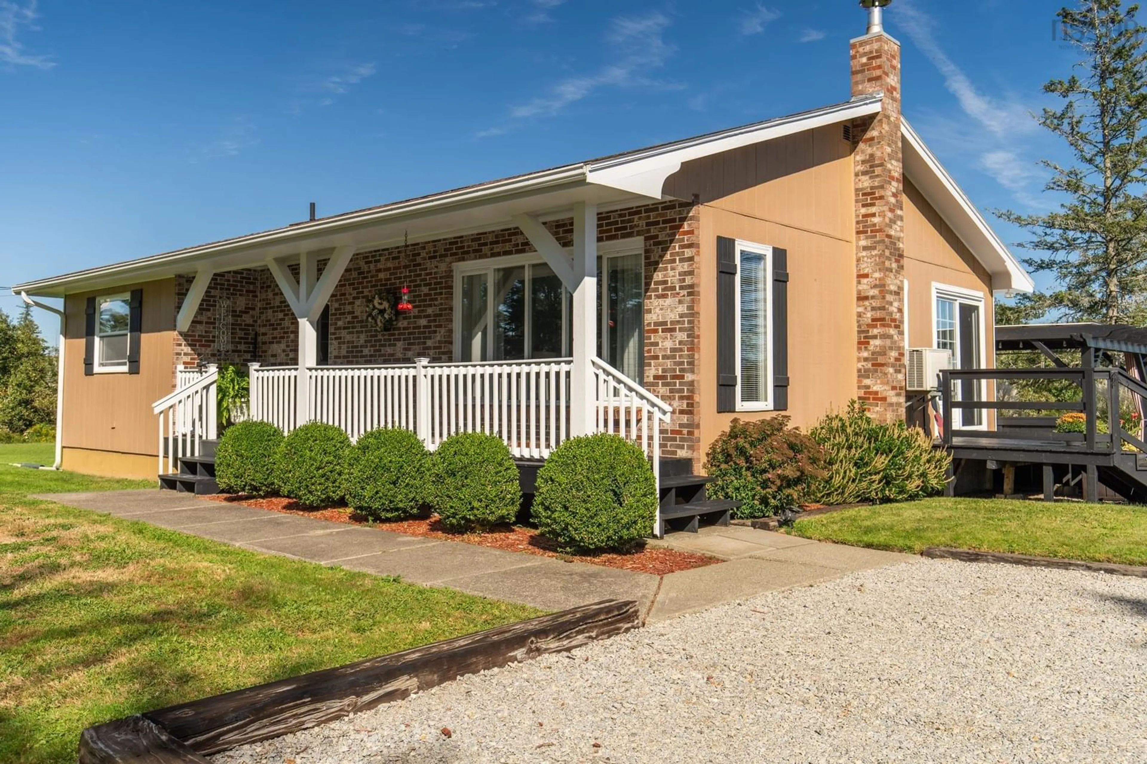 Home with vinyl exterior material, street for 438 Lake George Rd, South Ohio Nova Scotia B5A 5M9