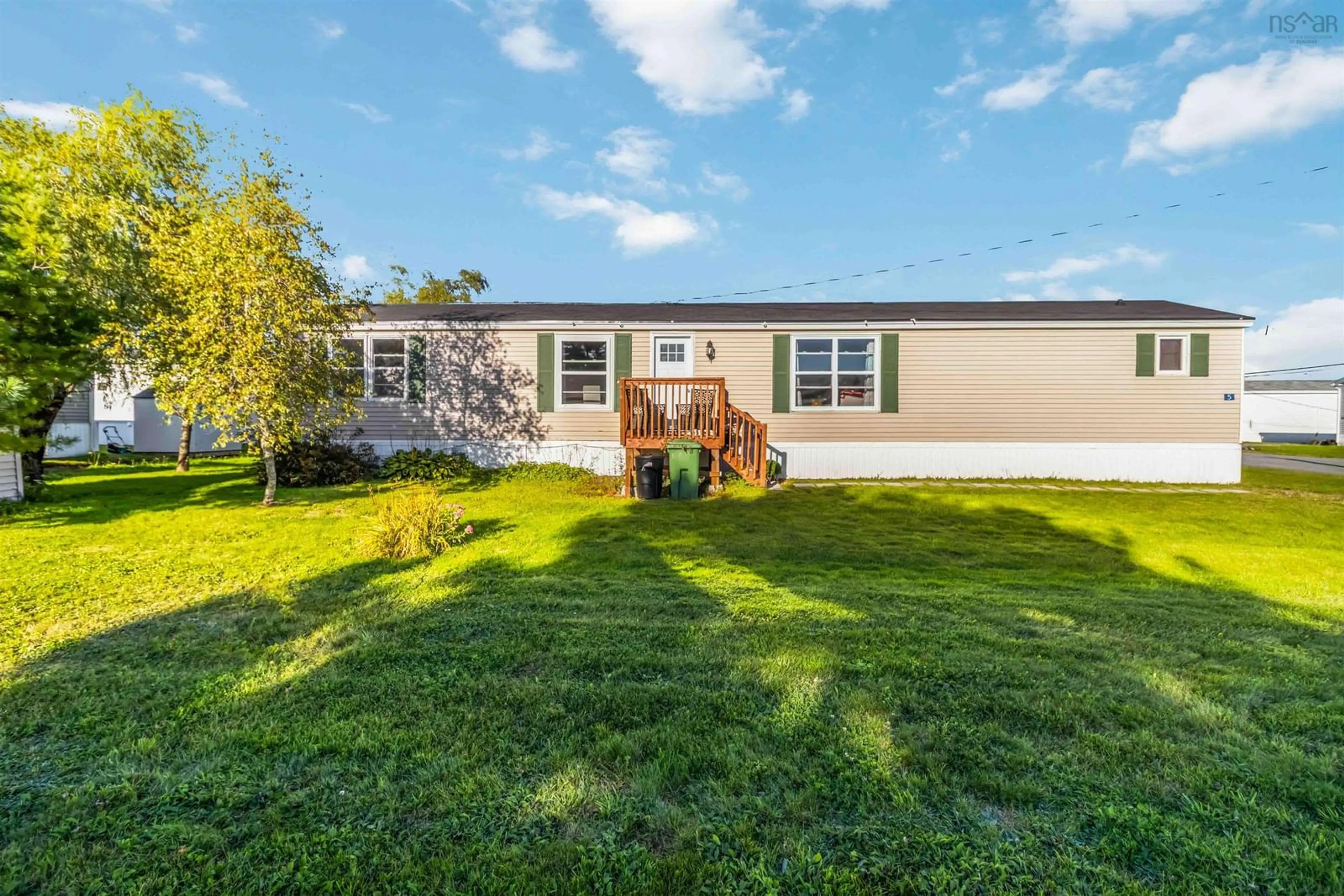 Home with vinyl exterior material, water/lake/river/ocean view for 5 Owen Ave, Mount Uniacke Nova Scotia B0N 1Z0