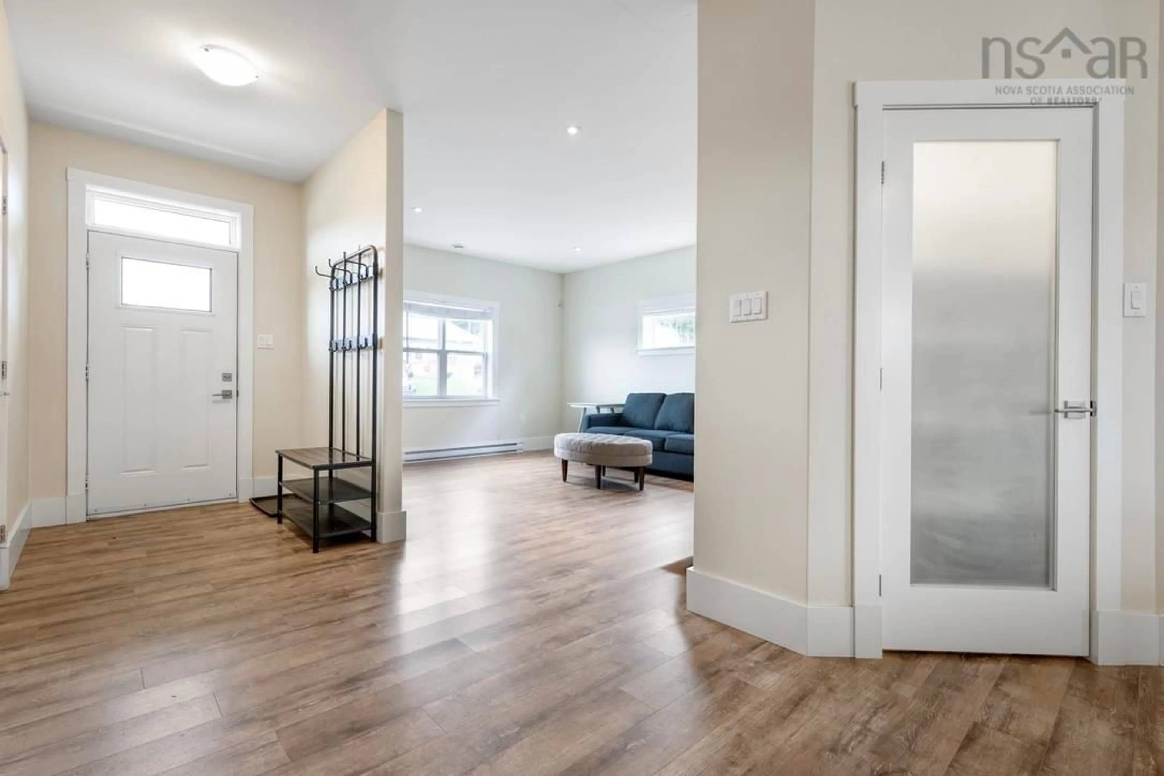 Indoor entryway for 212 Adams St, Lunenburg Nova Scotia B0J 2C0