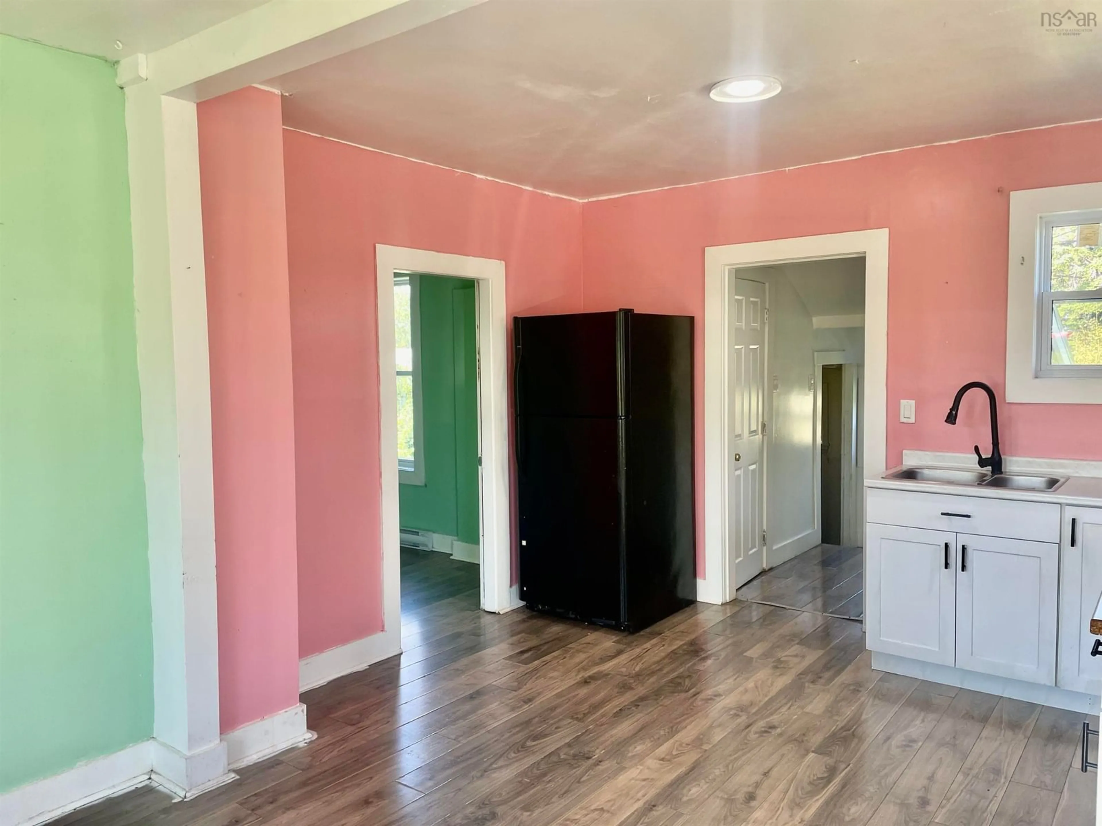 A pic of a room for 3691 Emerald St, New Waterford Nova Scotia B1H 1J4