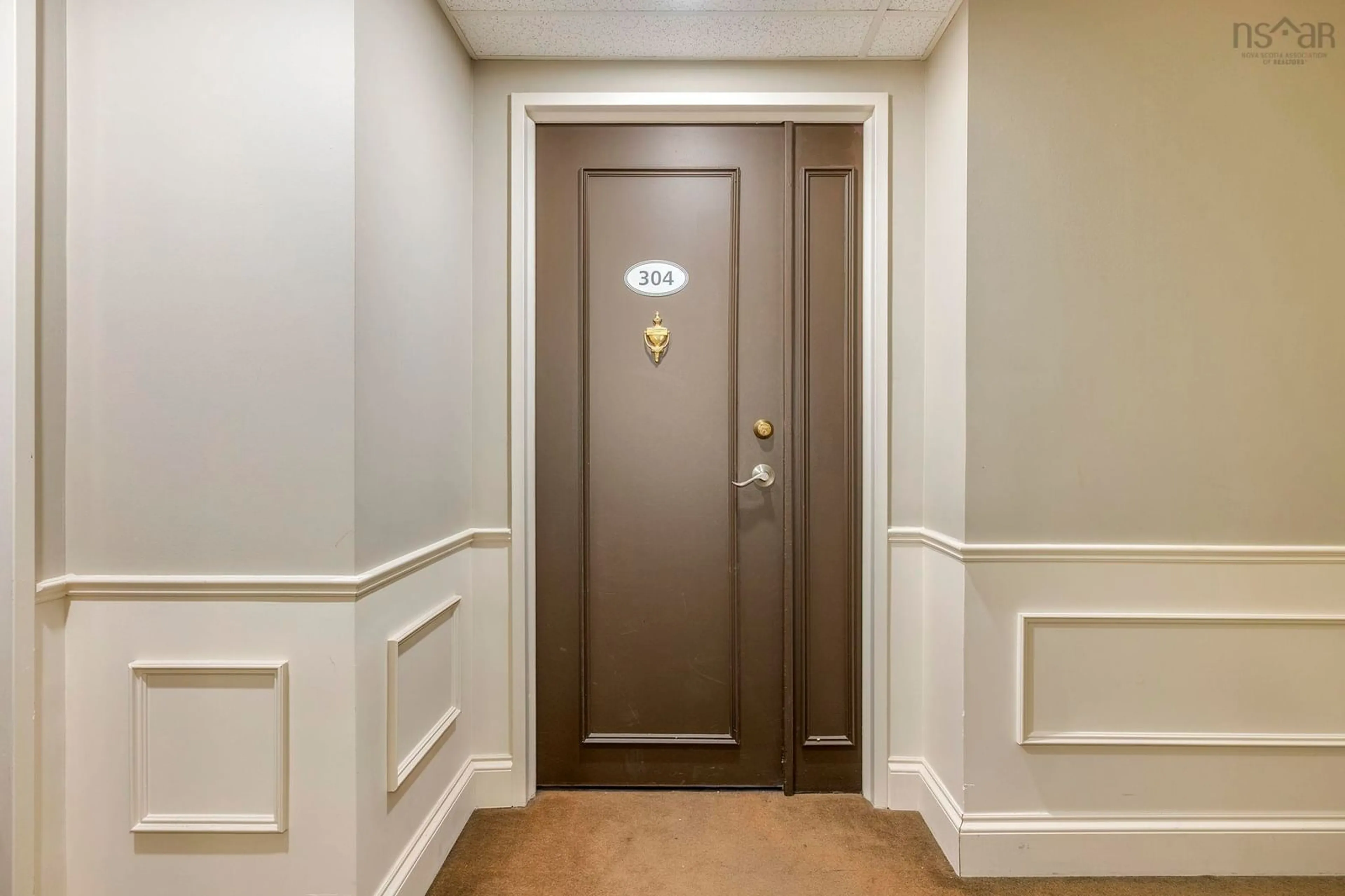 Indoor foyer for 6369 Coburg Rd #304, Halifax Nova Scotia B3H 4J7