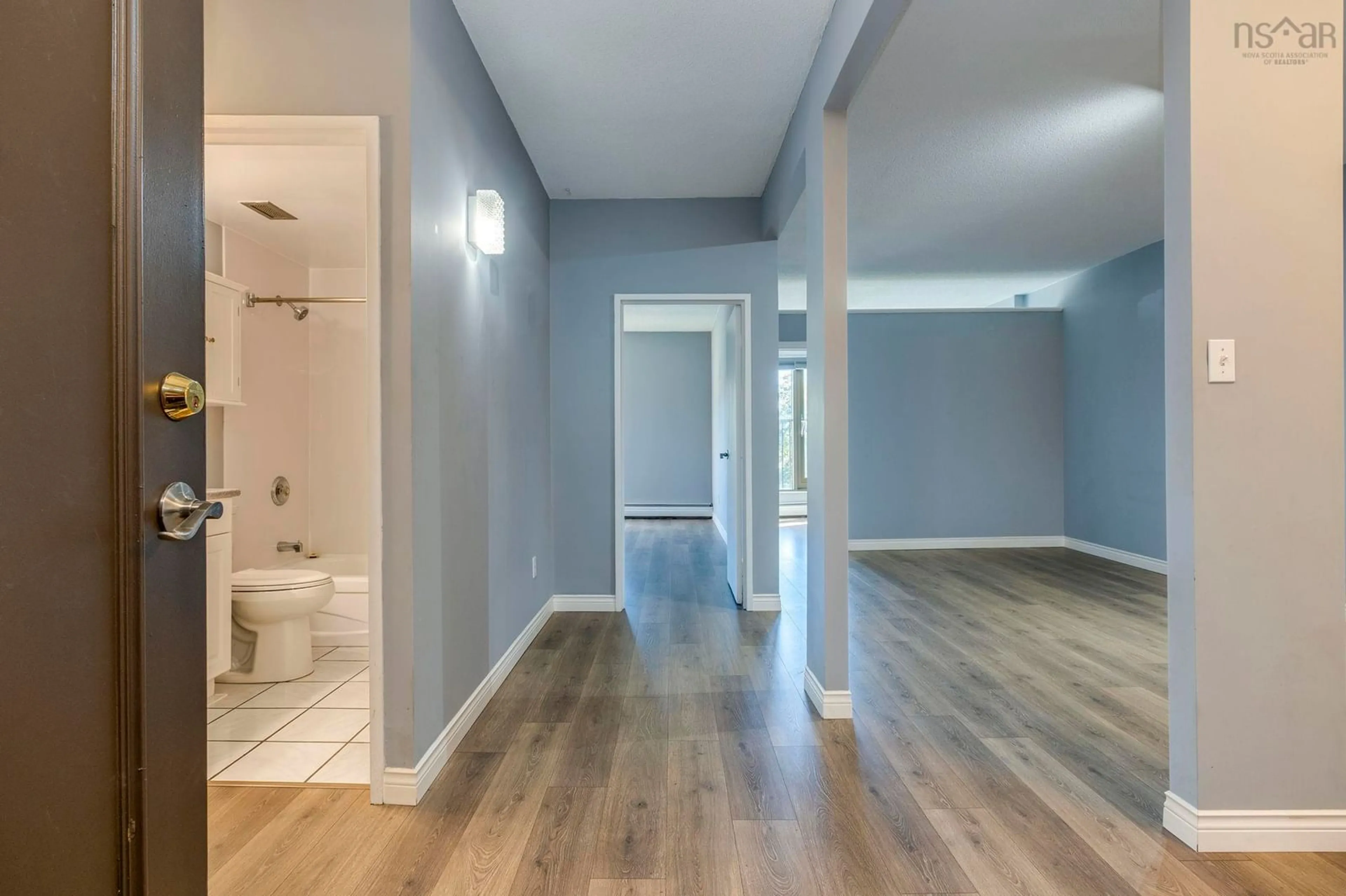 Indoor entryway for 6369 Coburg Rd #304, Halifax Nova Scotia B3H 4J7