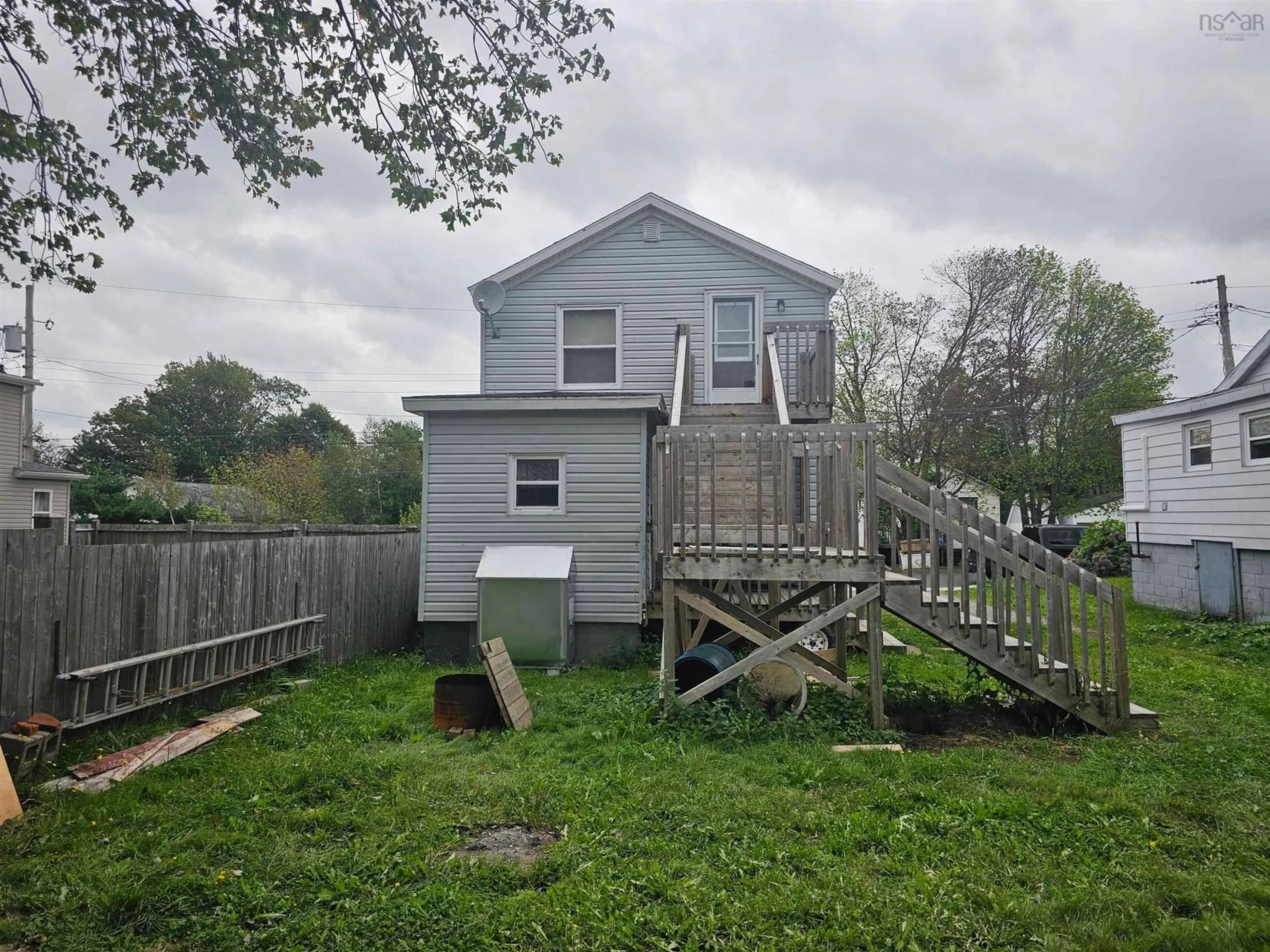 Shed for 10 Manning St, North Sydney Nova Scotia B2A 1Z5