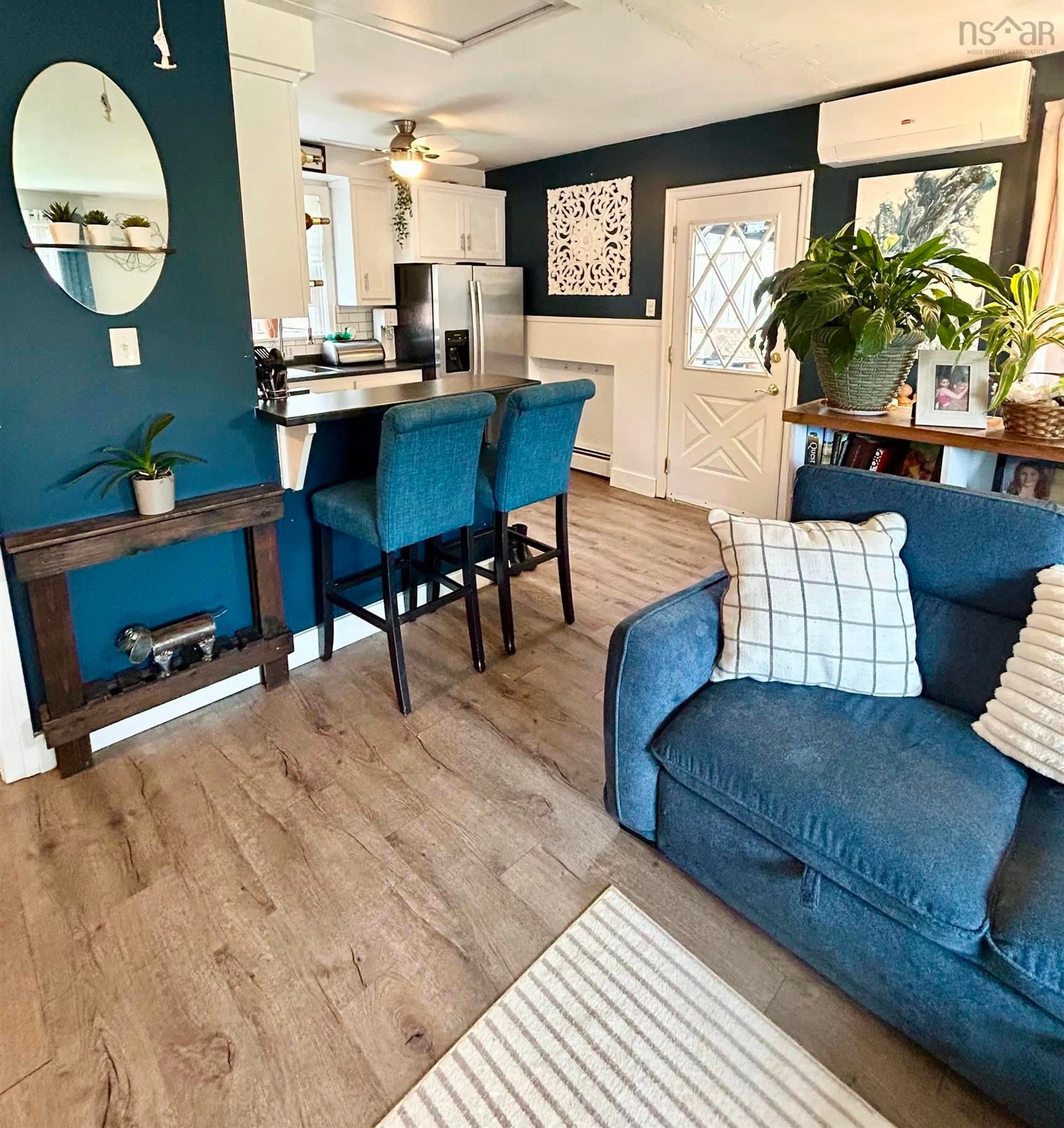 Living room with furniture, wood/laminate floor for 140 Roderick St, New Glasgow Nova Scotia B2H 3Y4