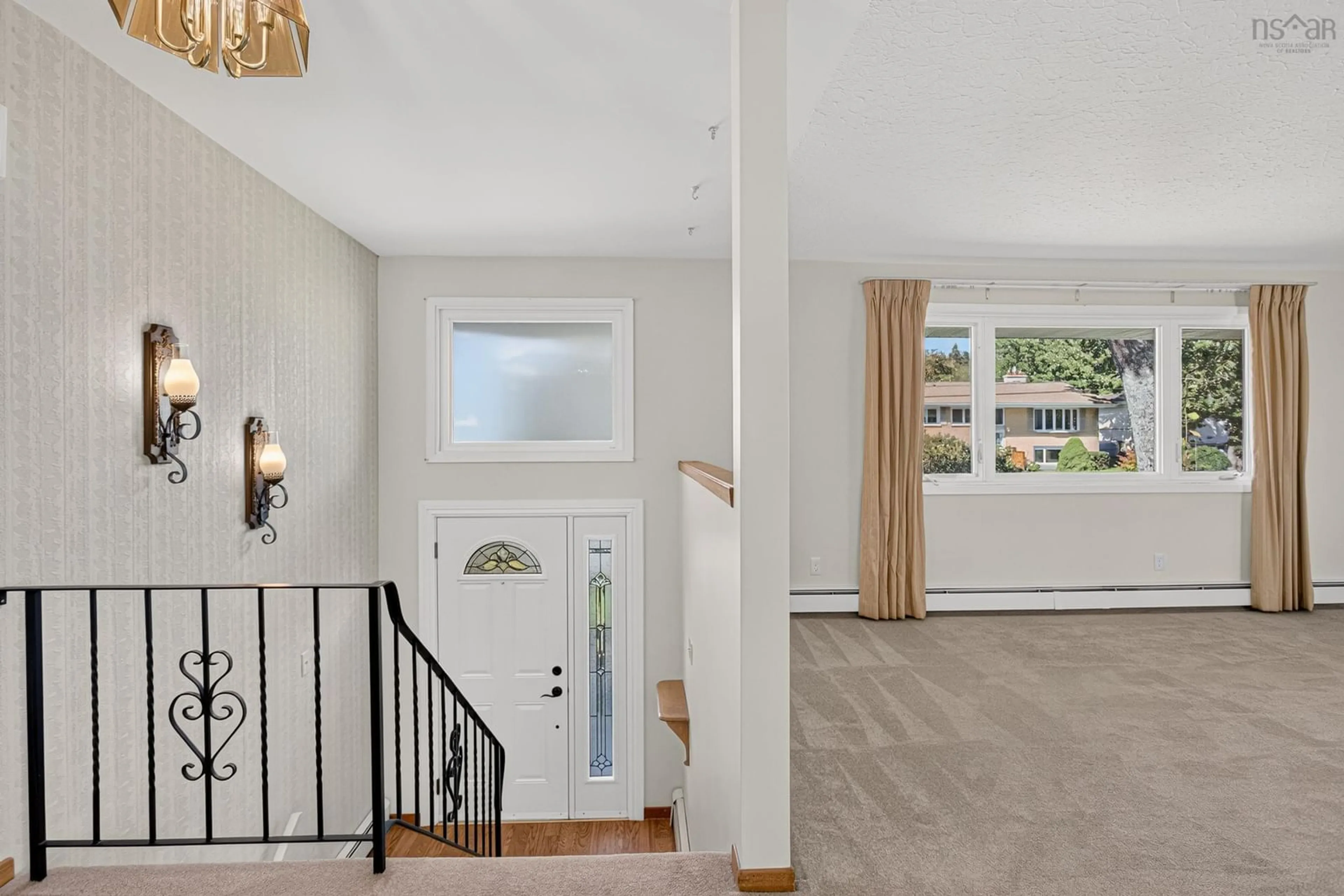Indoor entryway for 29 Landrace Cres, Dartmouth Nova Scotia B2W 2P8