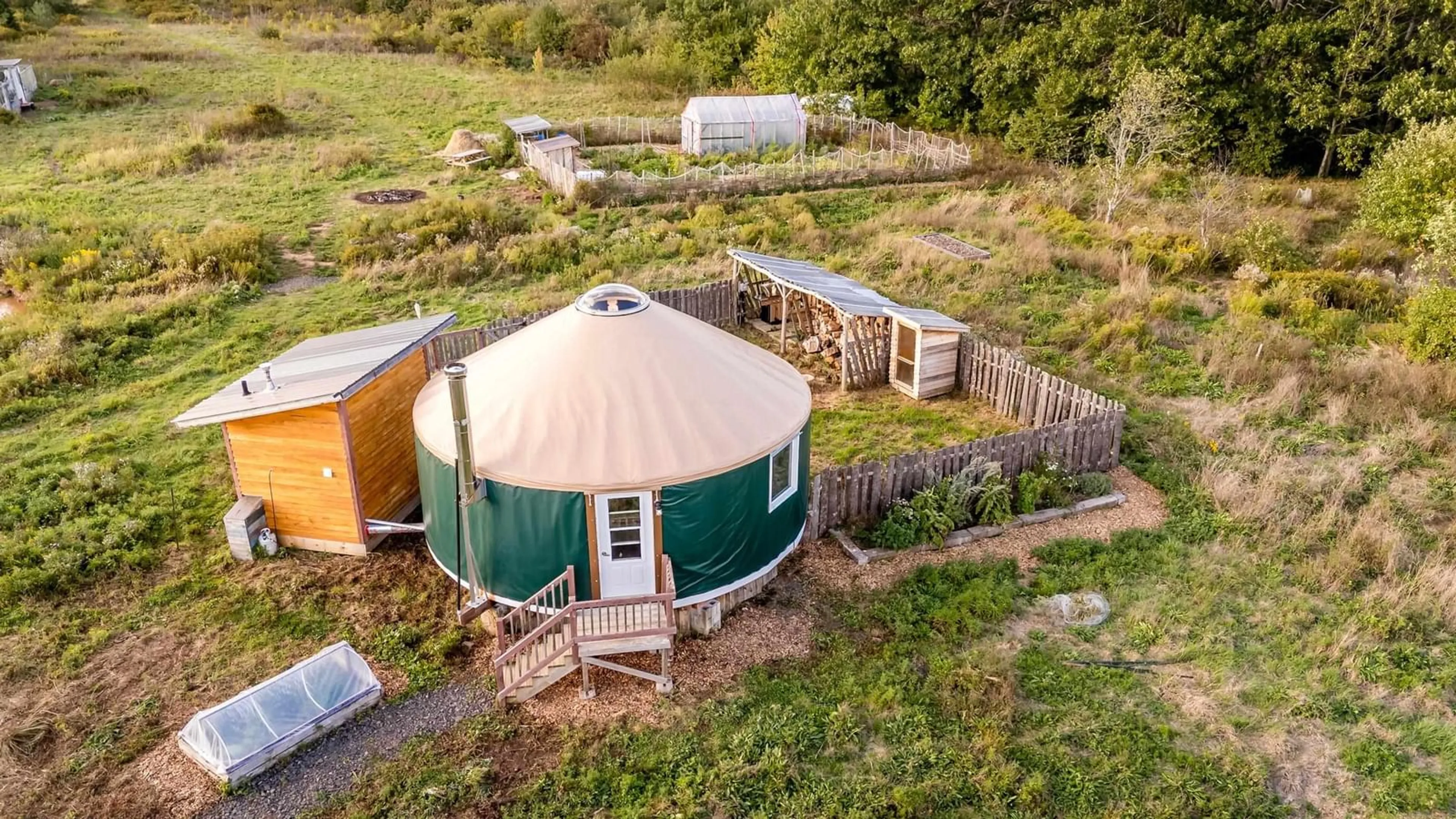 A pic from outside/outdoor area/front of a property/back of a property/a pic from drone, unknown for 8113 Highway 1, Upper Granville Nova Scotia B0S 1A0