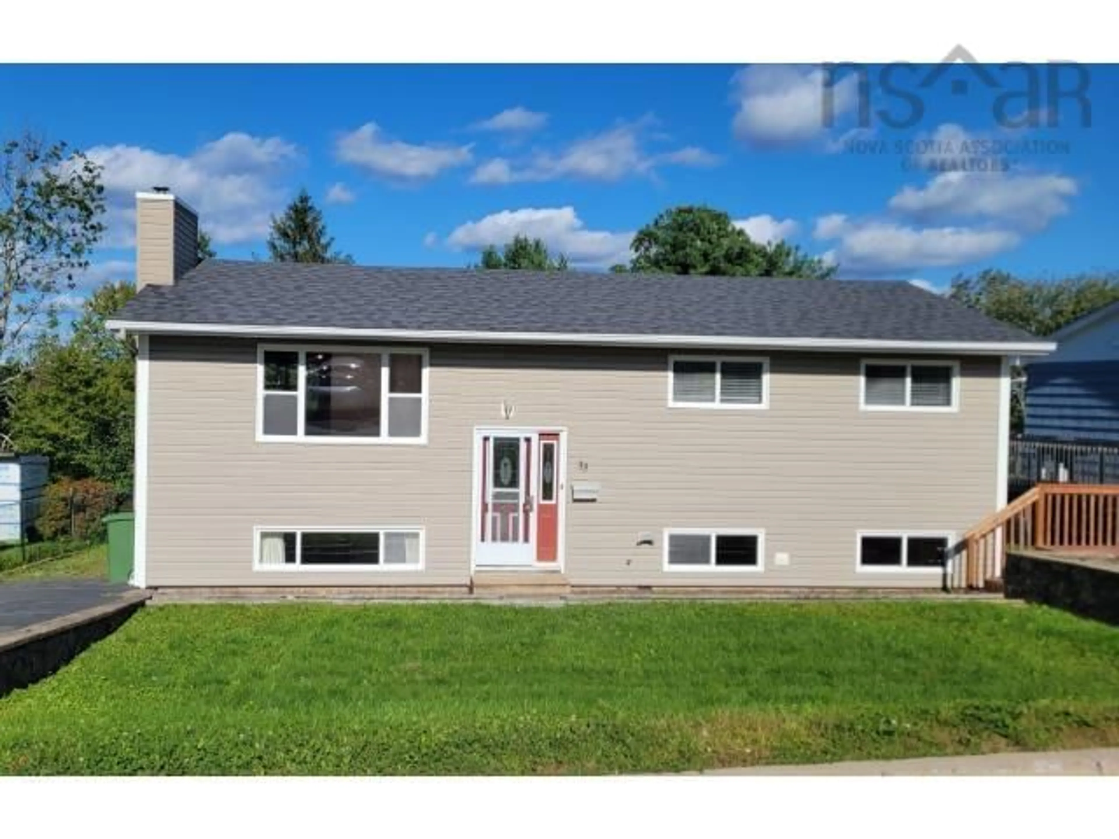 Home with vinyl exterior material, street for 33 Coles Road, Sackville Nova Scotia B4C 1T9