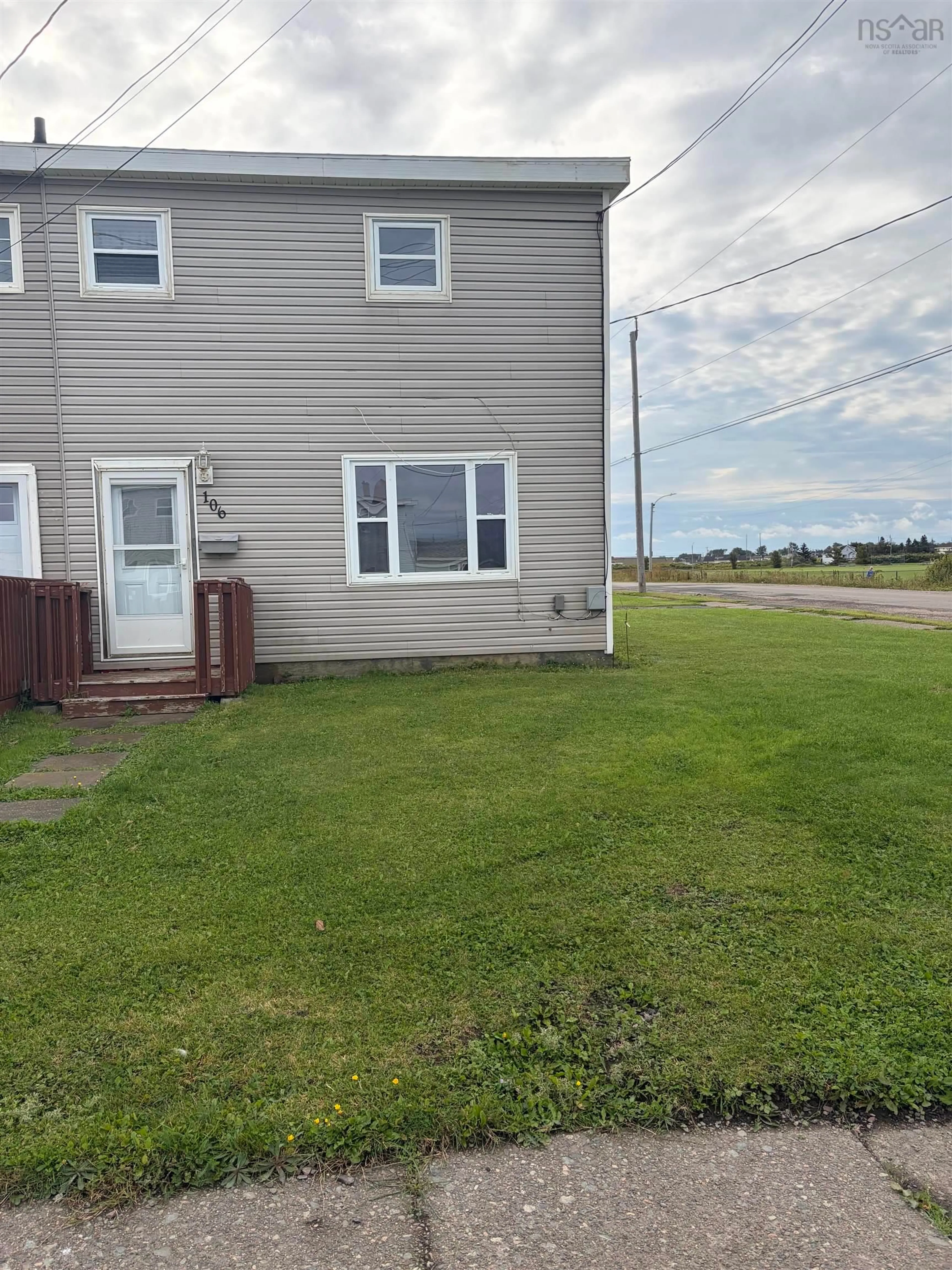 A pic from outside/outdoor area/front of a property/back of a property/a pic from drone, street for 106 Fifth St, Glace Bay Nova Scotia B1A 4H7