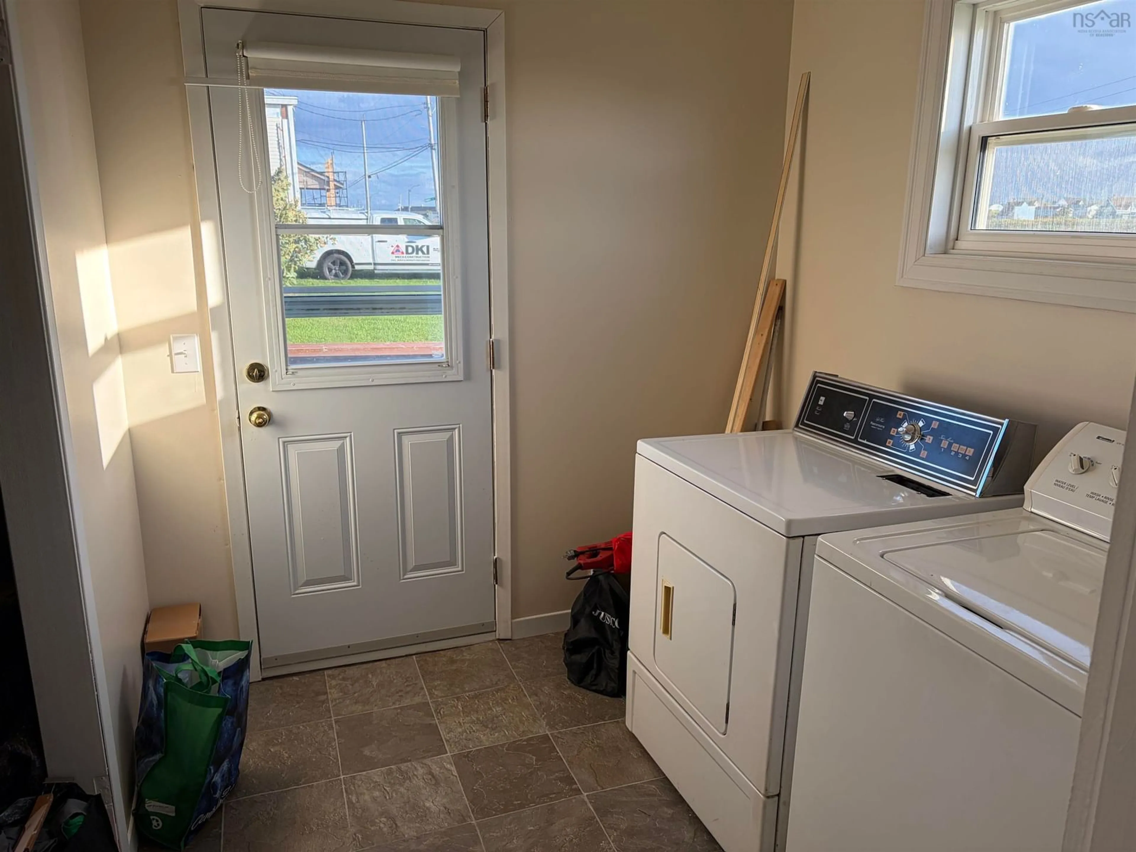 Laundry room for 106 Fifth St, Glace Bay Nova Scotia B1A 4H7