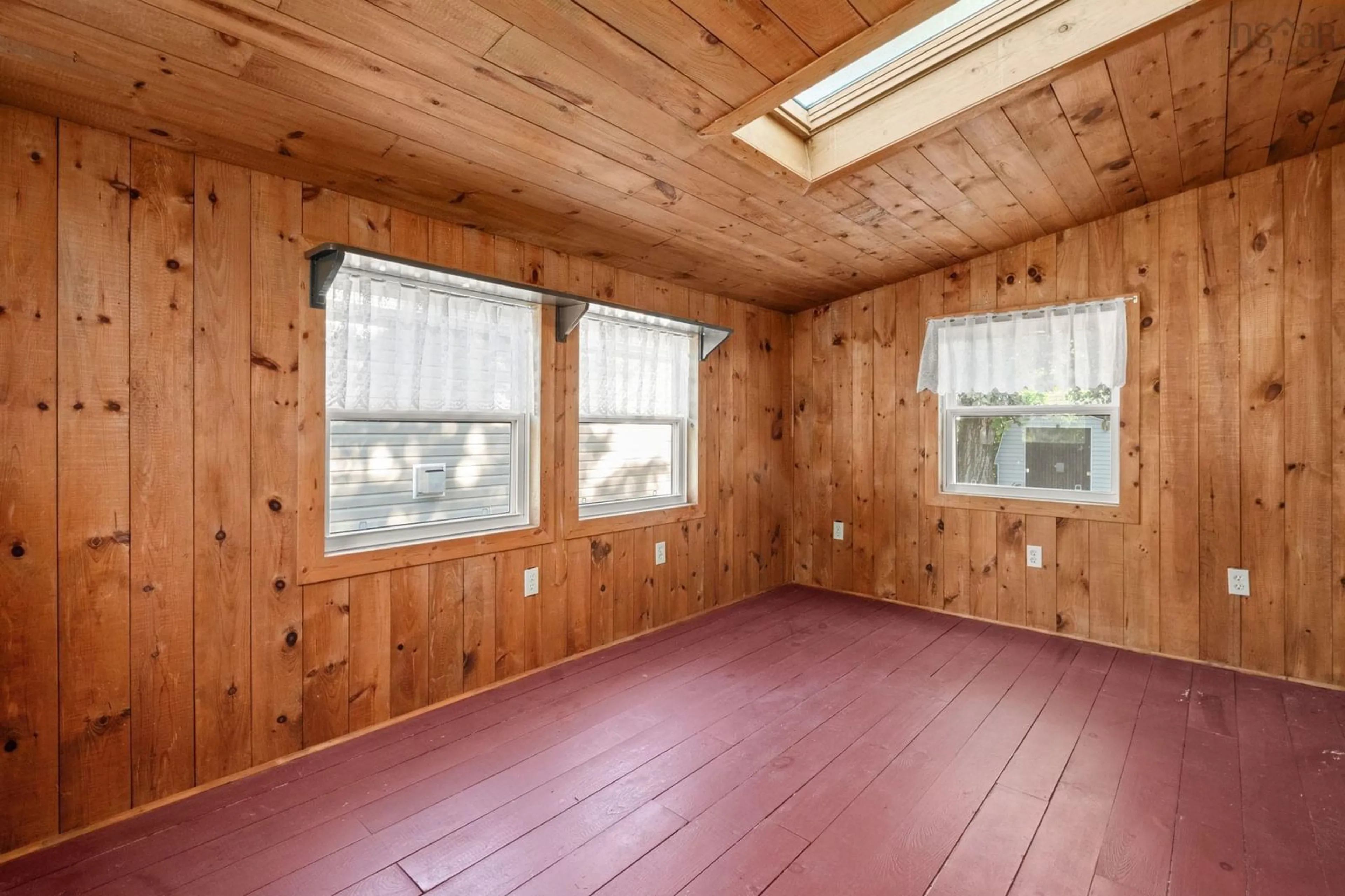 A pic of a room for Ave, New Minas Nova Scotia B4N 3T8