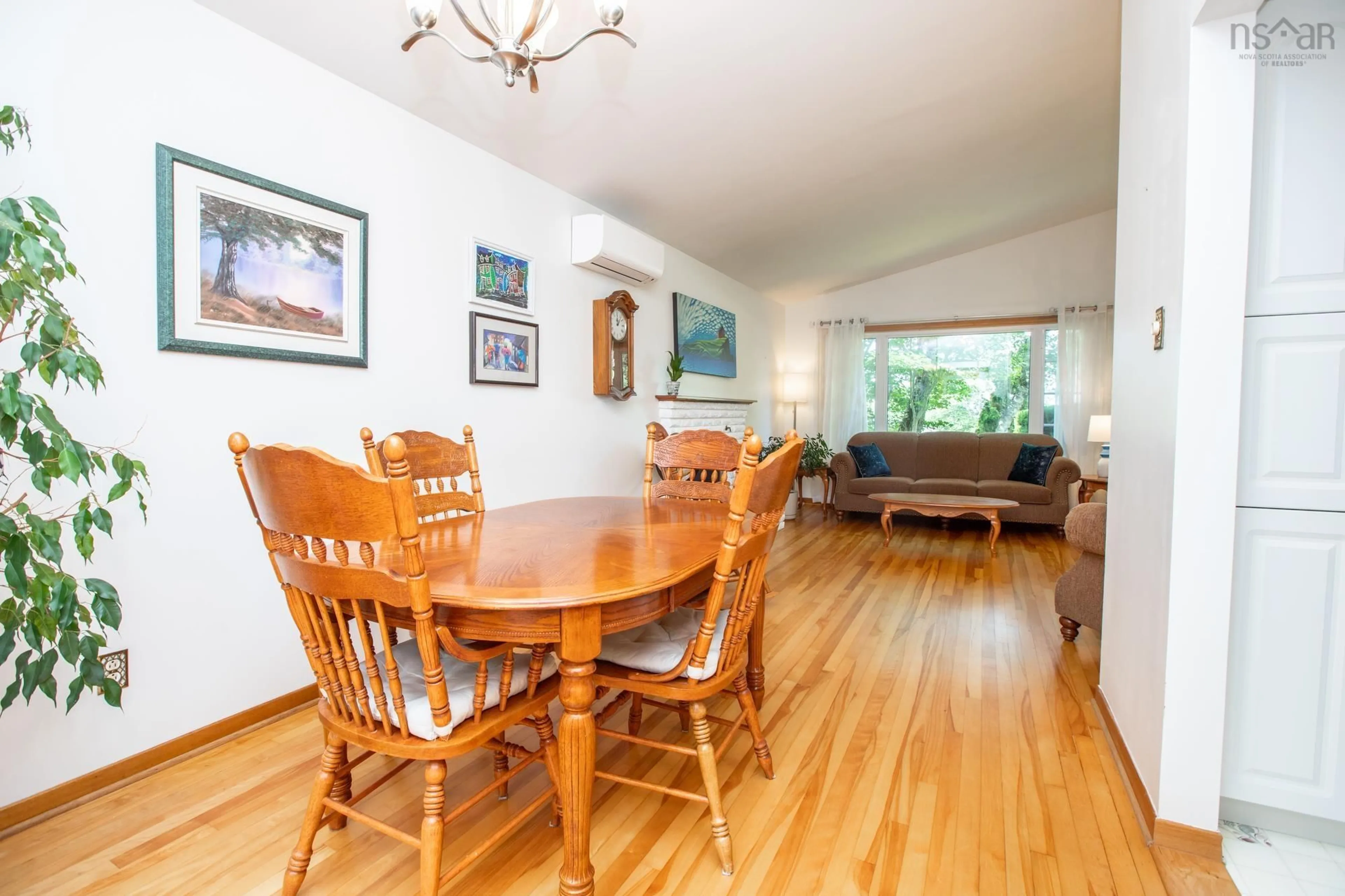 Dining room, wood/laminate floor for 1 Tummell Dr, Dartmouth Nova Scotia B2X 2A7